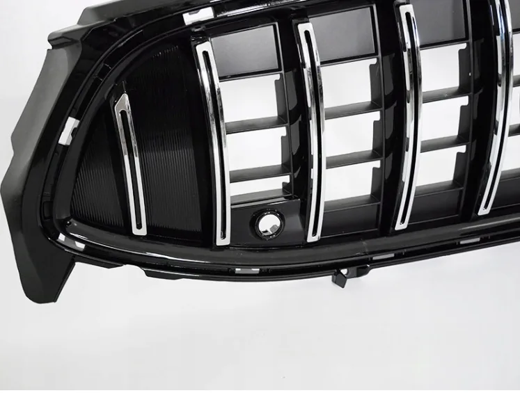 Grill Mercedes CLA W118 19- Krom Svart Sport Style - Bilde 2