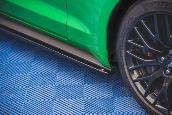 Sideskjørt med Flaps Ford Mustang GT Mk6 Facelift