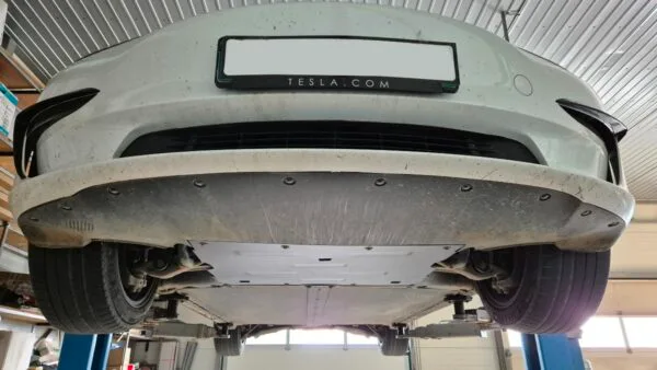 Frontdeksel for elmotor Tesla Model 3 AWD 2017-2024