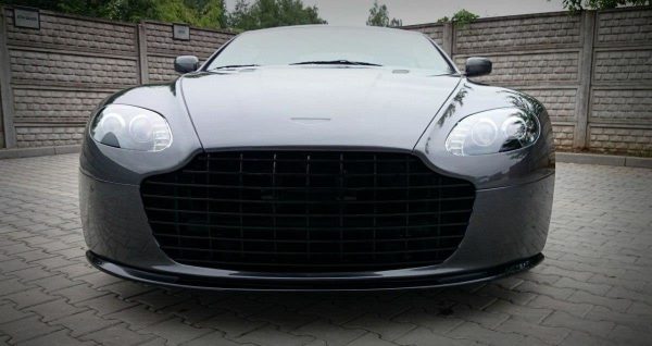 Frontleppe Aston Martin V8 Vantage
