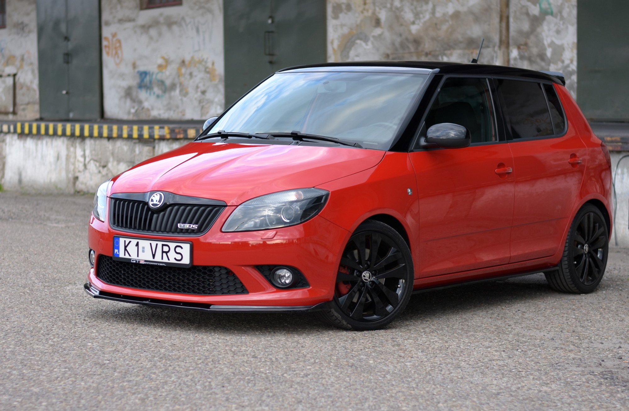 Frontleppe SKODA FABIA MK2 RS