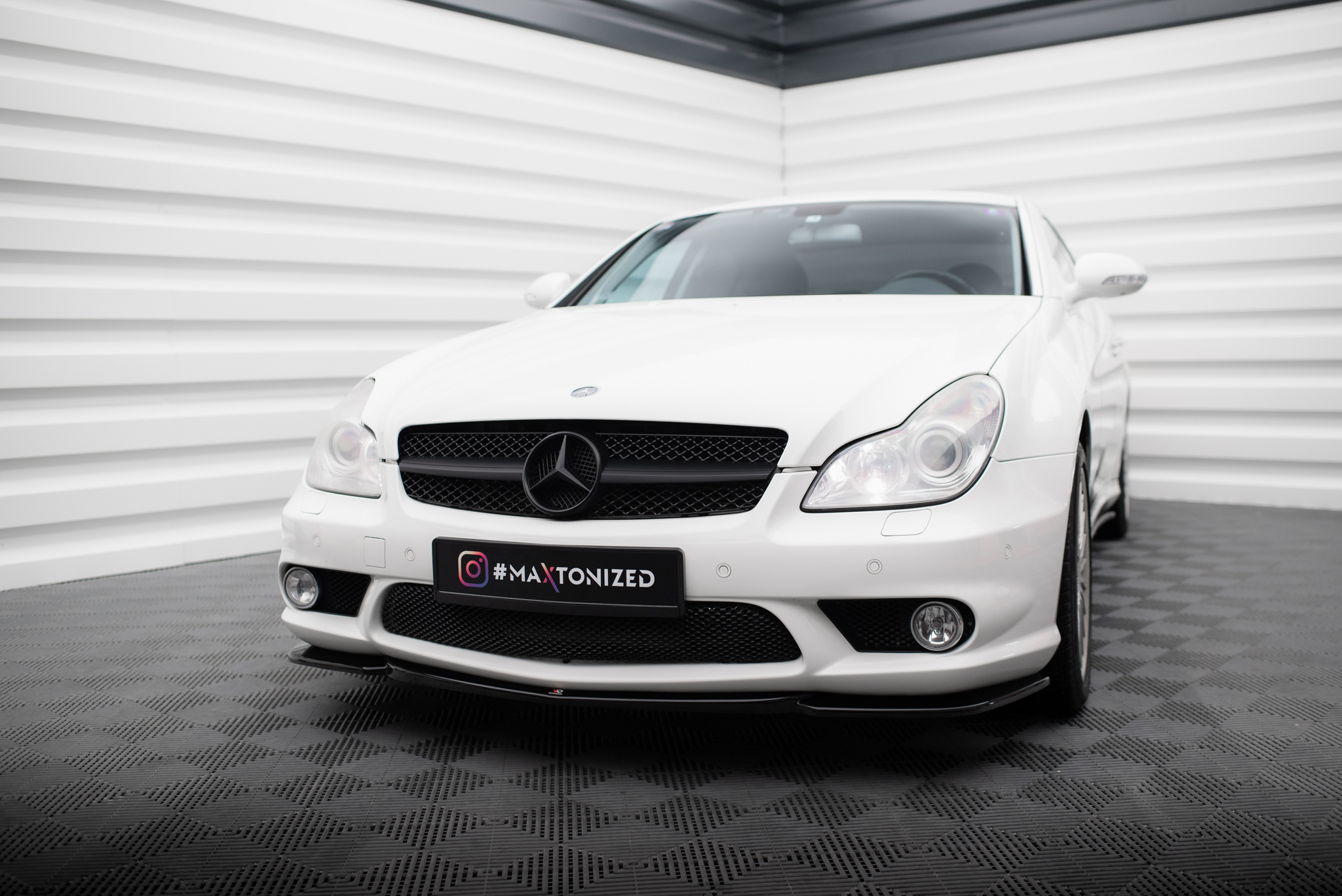 Frontleppe V.1 Mercedes CLS C219 55AMG