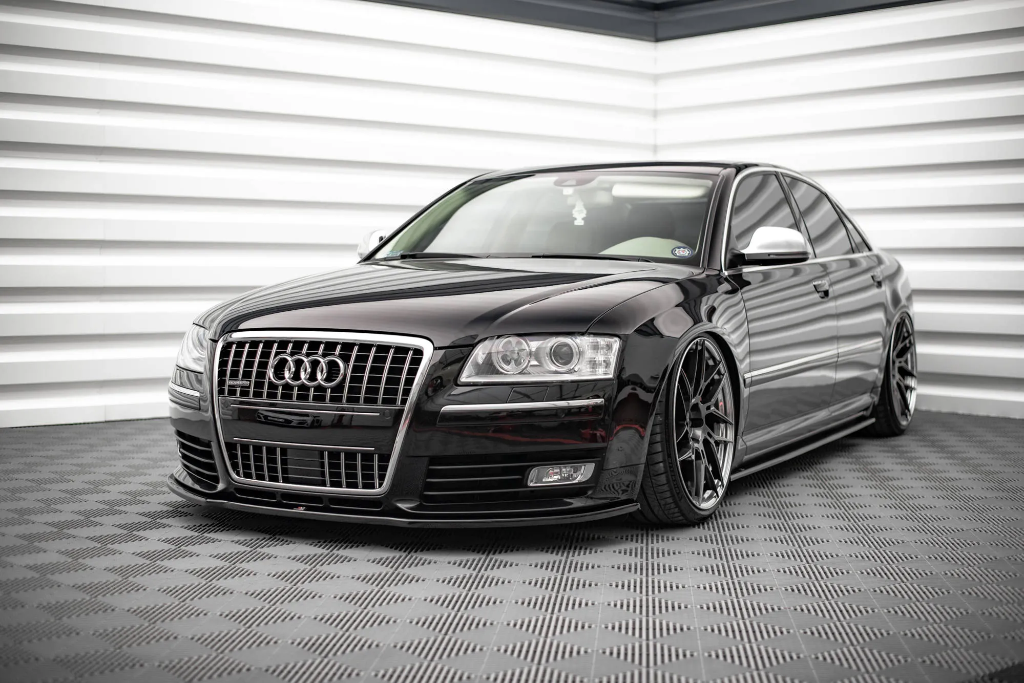 Frontleppe Audi S8 D3