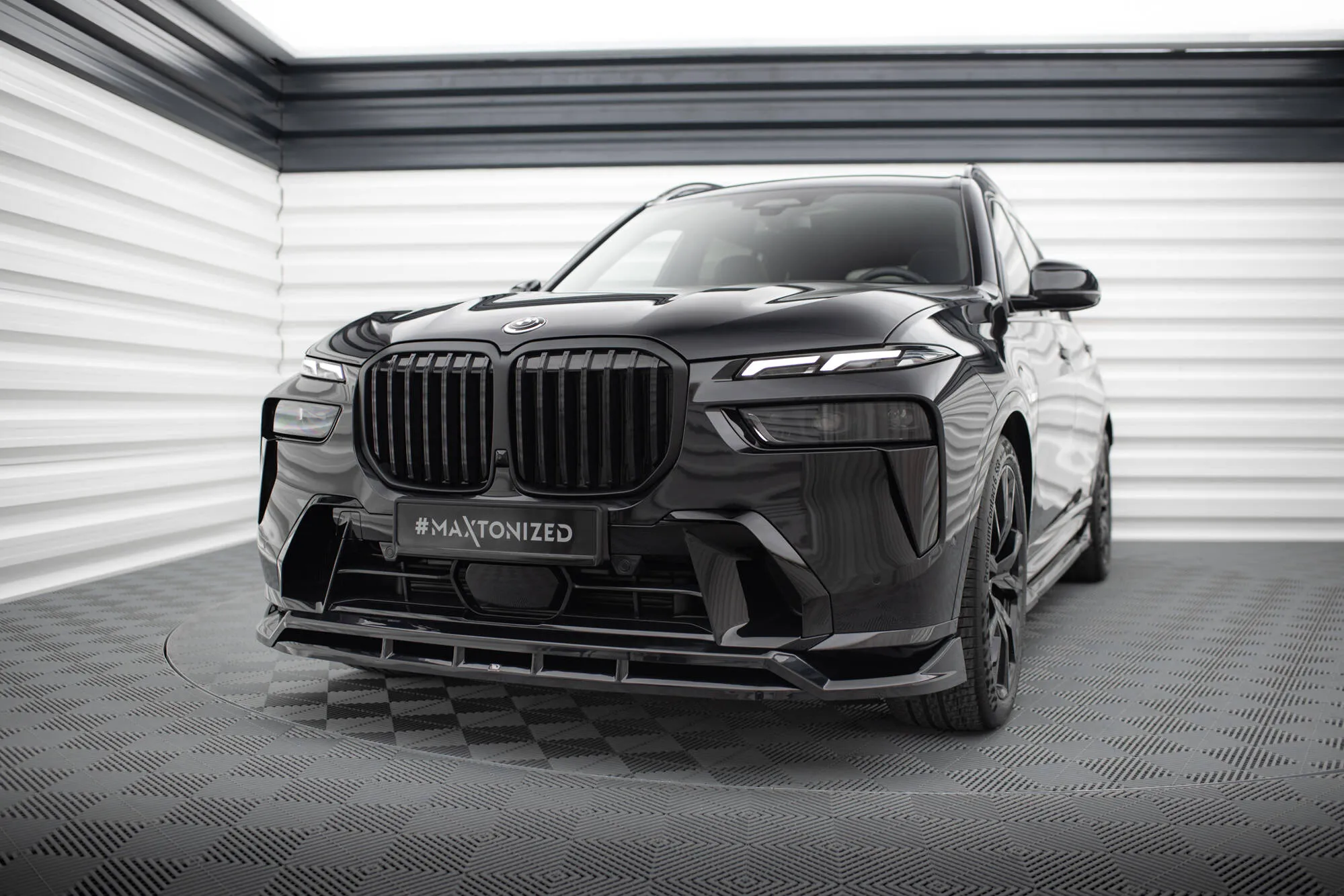Frontleppe BMW X7 M-Pack G07 Facelift
