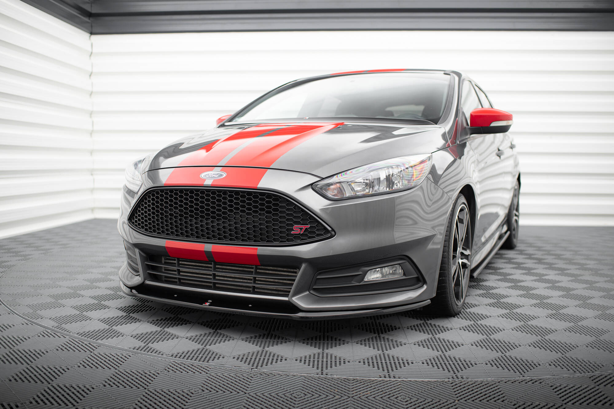 Frontleppe Ford Focus ST Mk3 FL (Cupra)