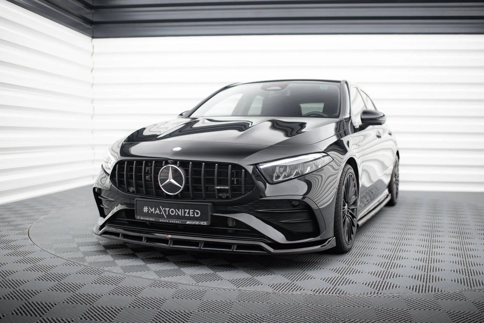 Frontleppe Mercedes-AMG A35 W177 Facelift