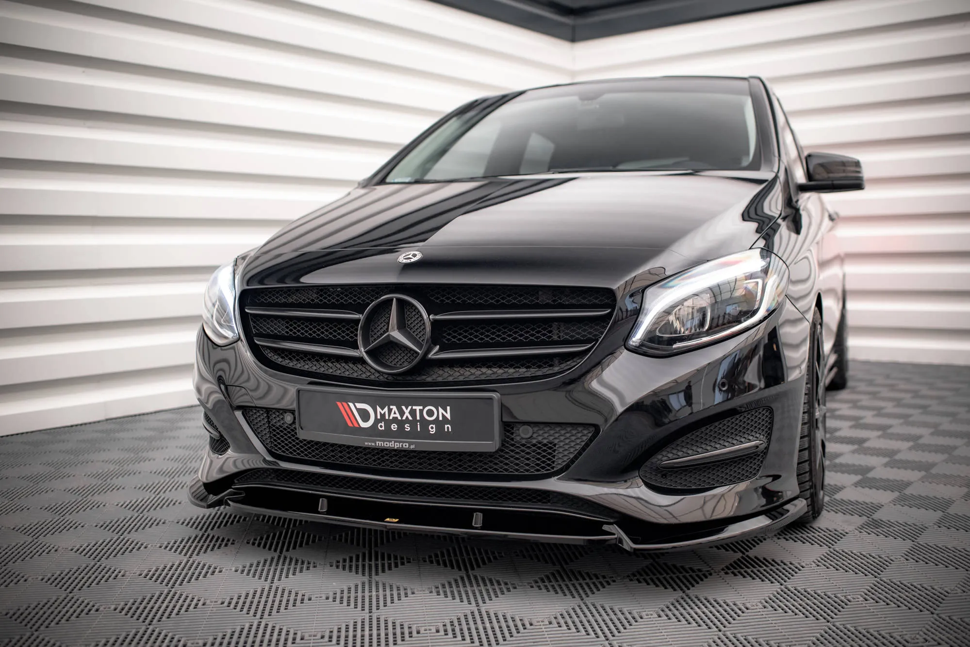 Frontleppe Mercedes-Benz B W246 Facelift