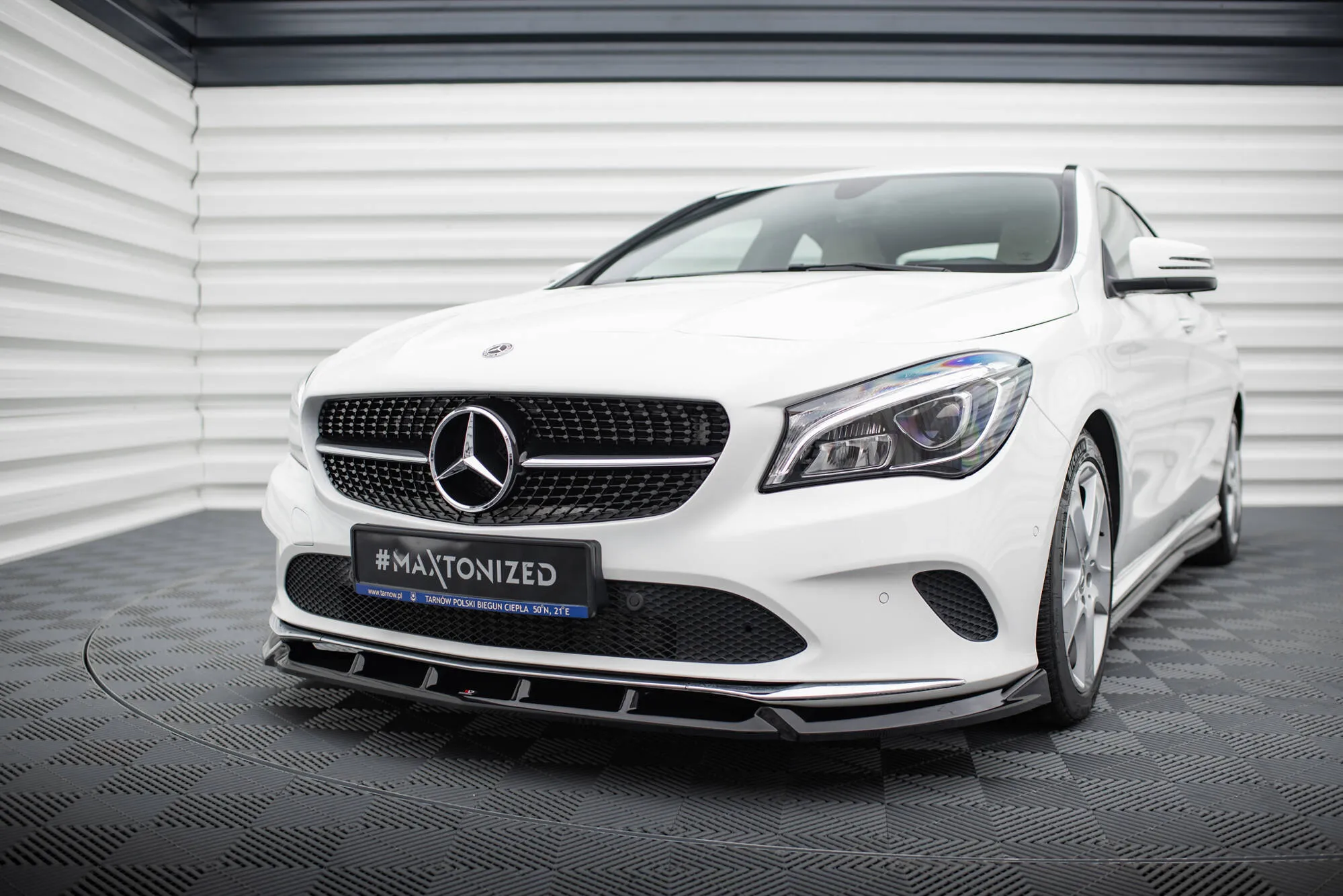 Frontleppe Mercedes-Benz CLA C117 Facelift