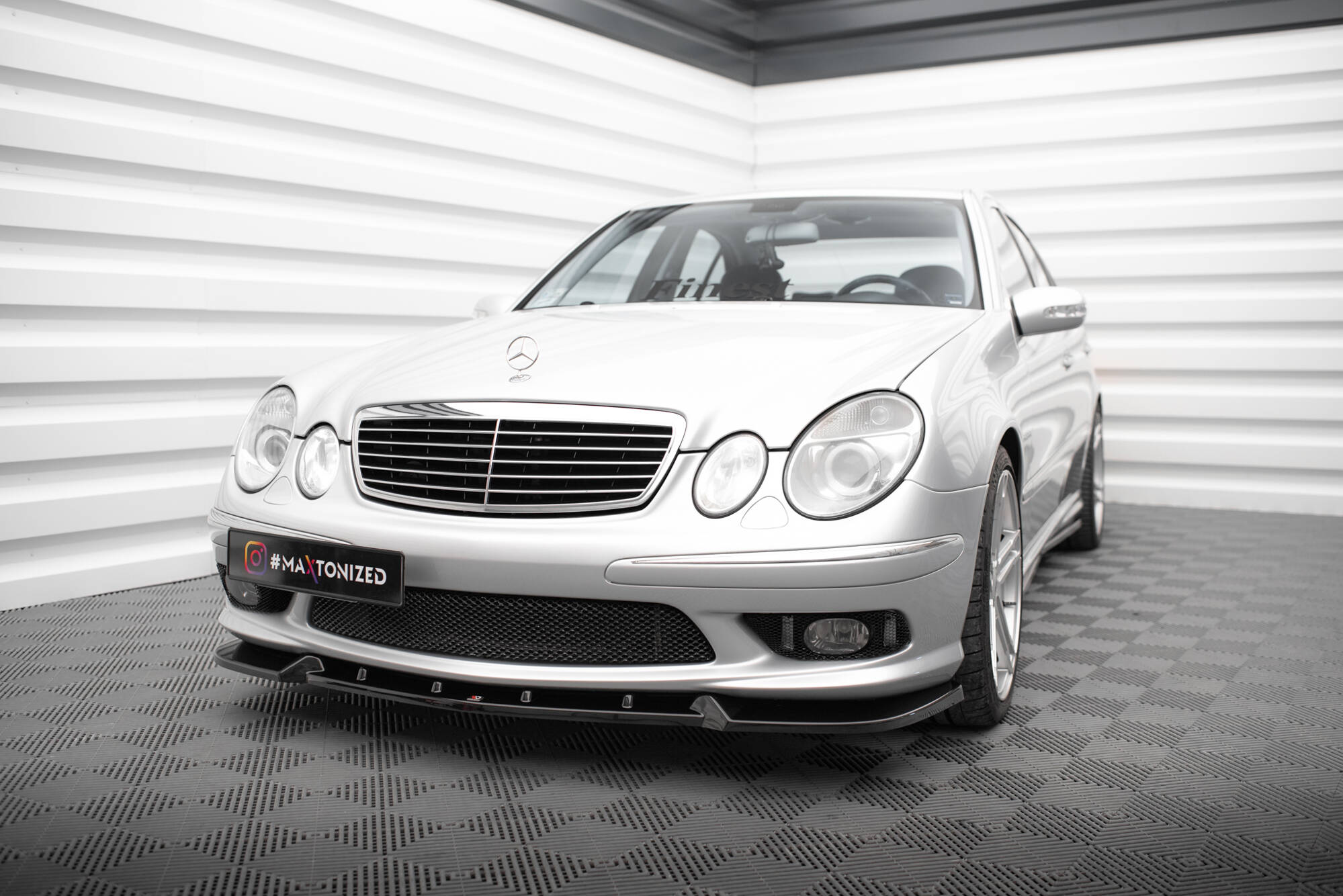 Frontleppe Mercedes-Benz E 55 AMG W211
