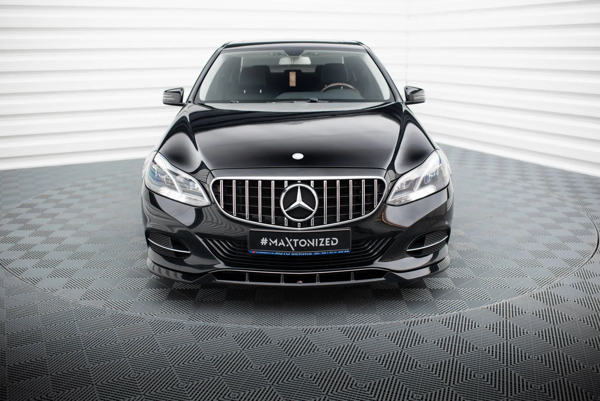 Frontleppe Mercedes-Benz E W212 Facelift - Bilde 2
