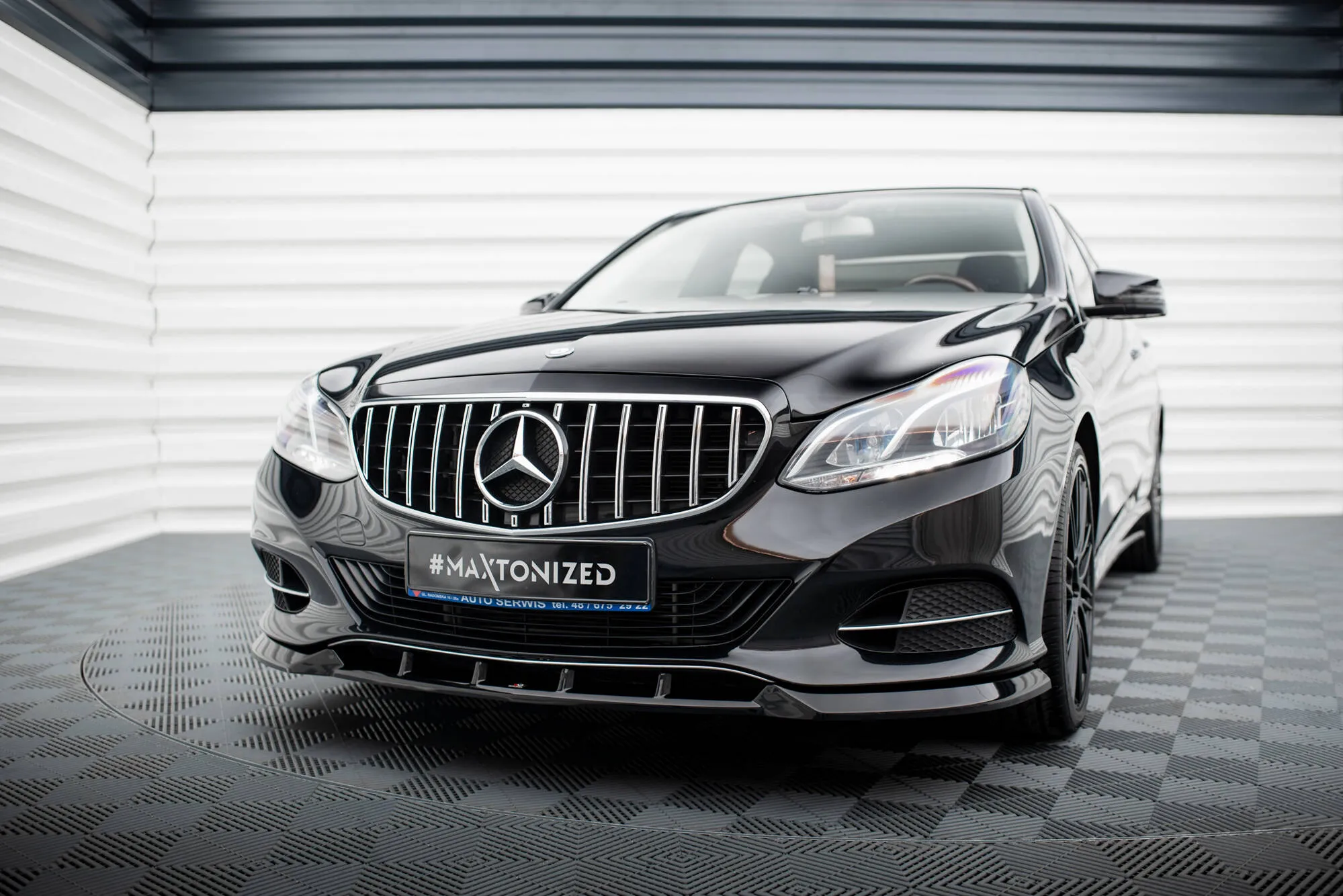Frontleppe Mercedes-Benz E W212 Facelift