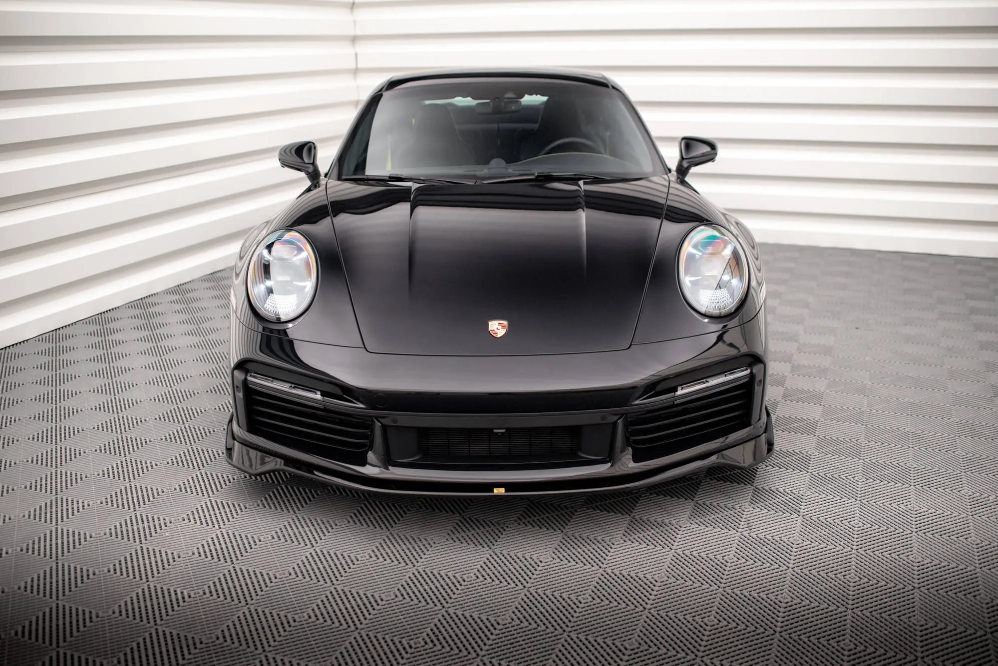 Frontleppe Porsche 911 Turbo S 992 - Bilde 2