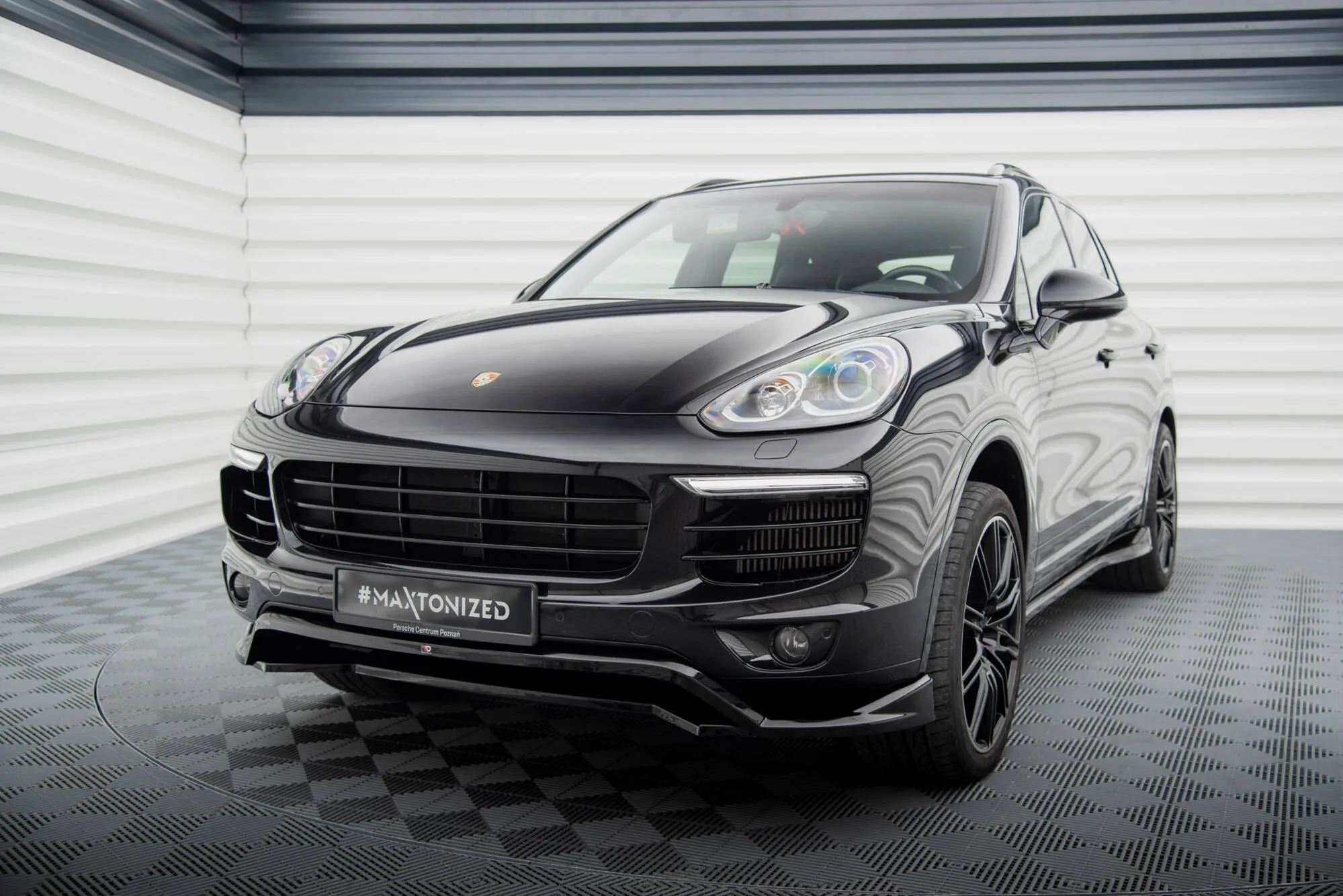 Frontleppe Porsche Cayenne Mk2 Facelift