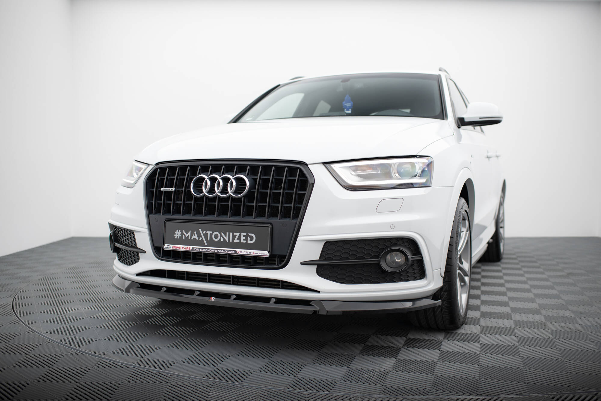 Frontleppe V.1 Audi Q3 S-line 8U