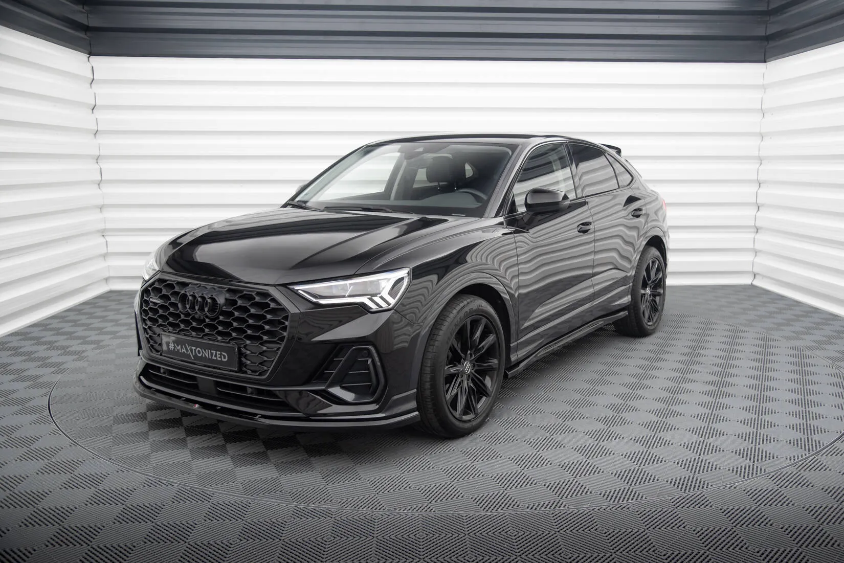 Frontleppe V.1 Audi Q3 Sportback F3