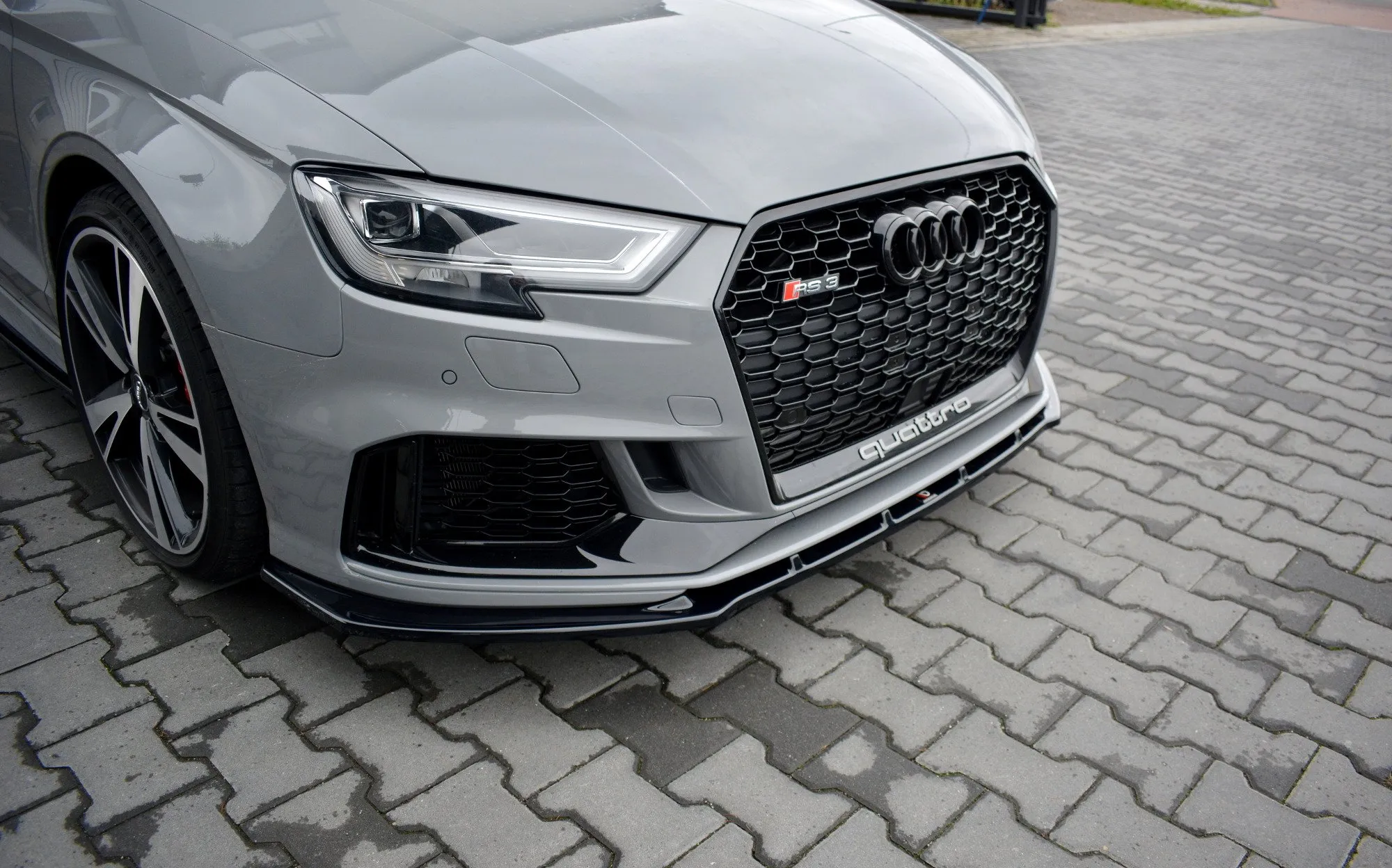Frontleppe V.1 Audi RS3 8V FL Sedan - Bilde 2