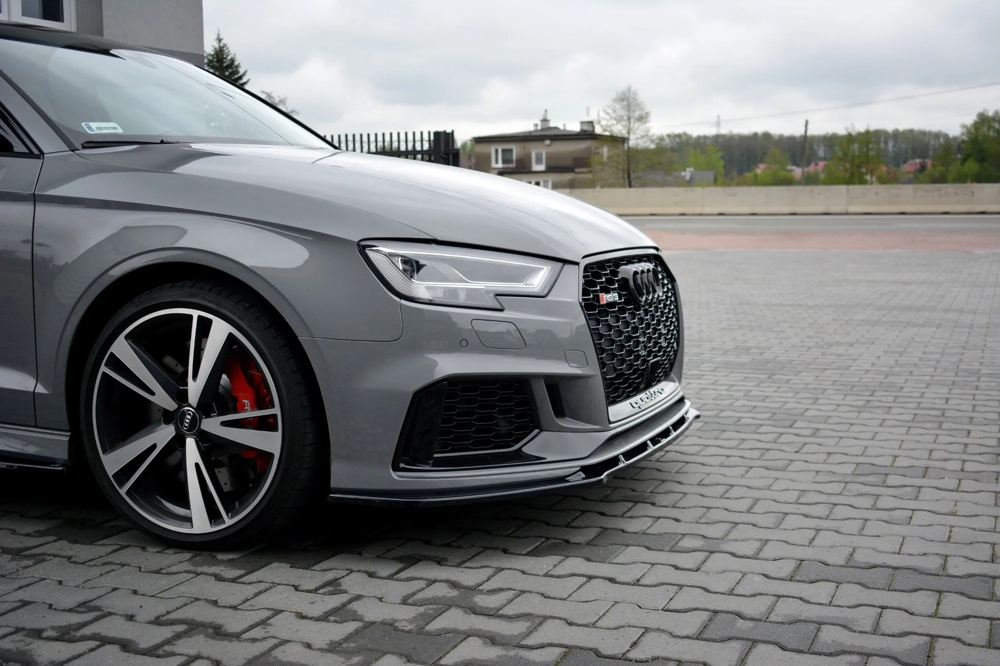 Frontleppe V.1 Audi RS3 8V FL Sedan - Bilde 3