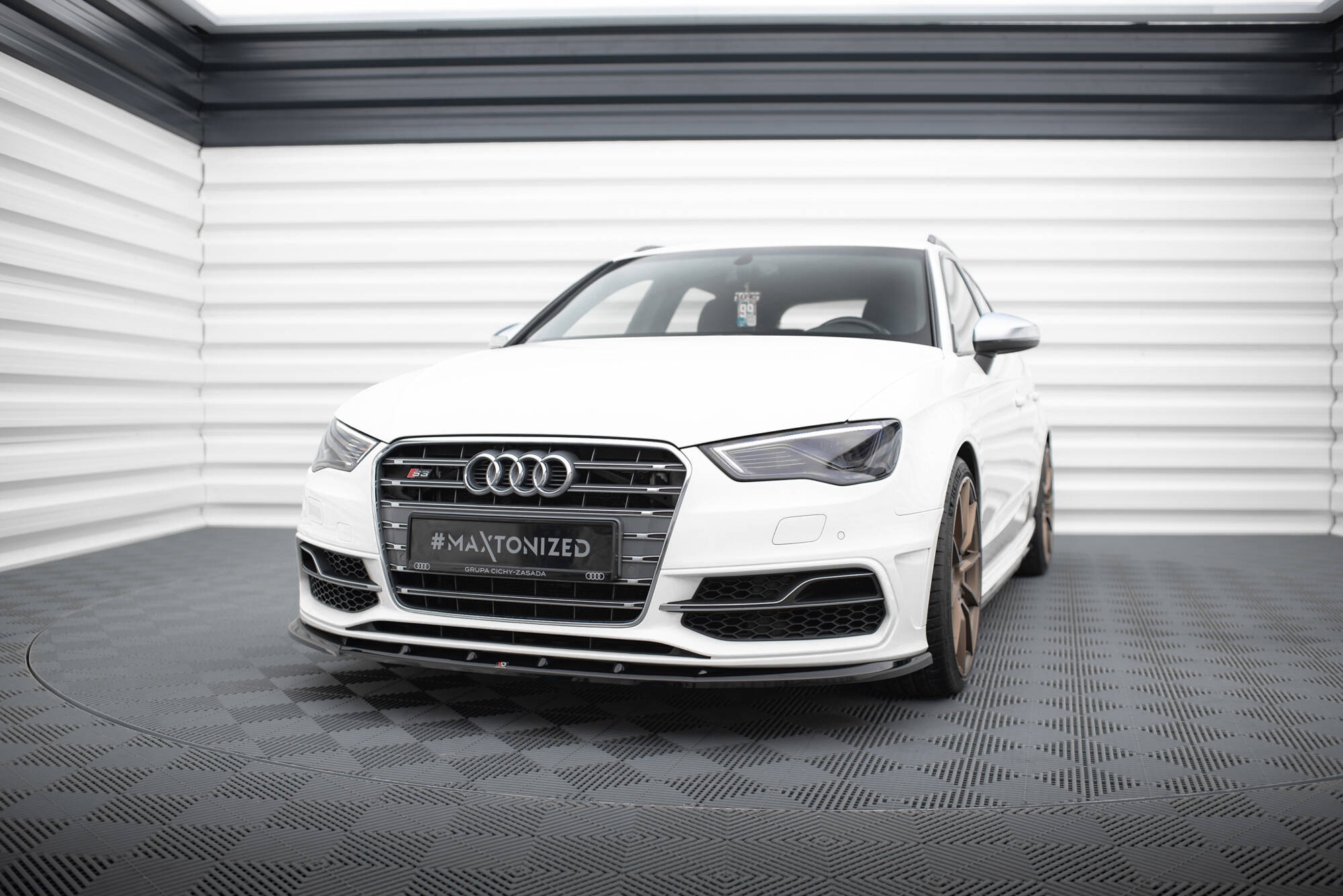 Frontleppe V.1 Audi S3 / A3 S-Line Sportback / Hatchback 8V