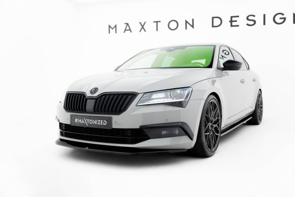 Frontleppe V.1 Skoda Superb Liftback / Combi Mk3