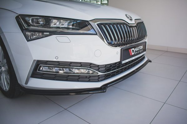 Frontleppe V.1 Skoda Superb Liftback / Combi Mk3 Facelift