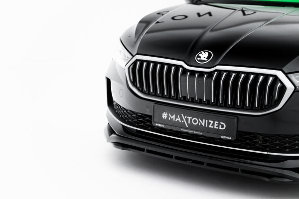 Frontleppe V.1 Skoda Superb Mk4