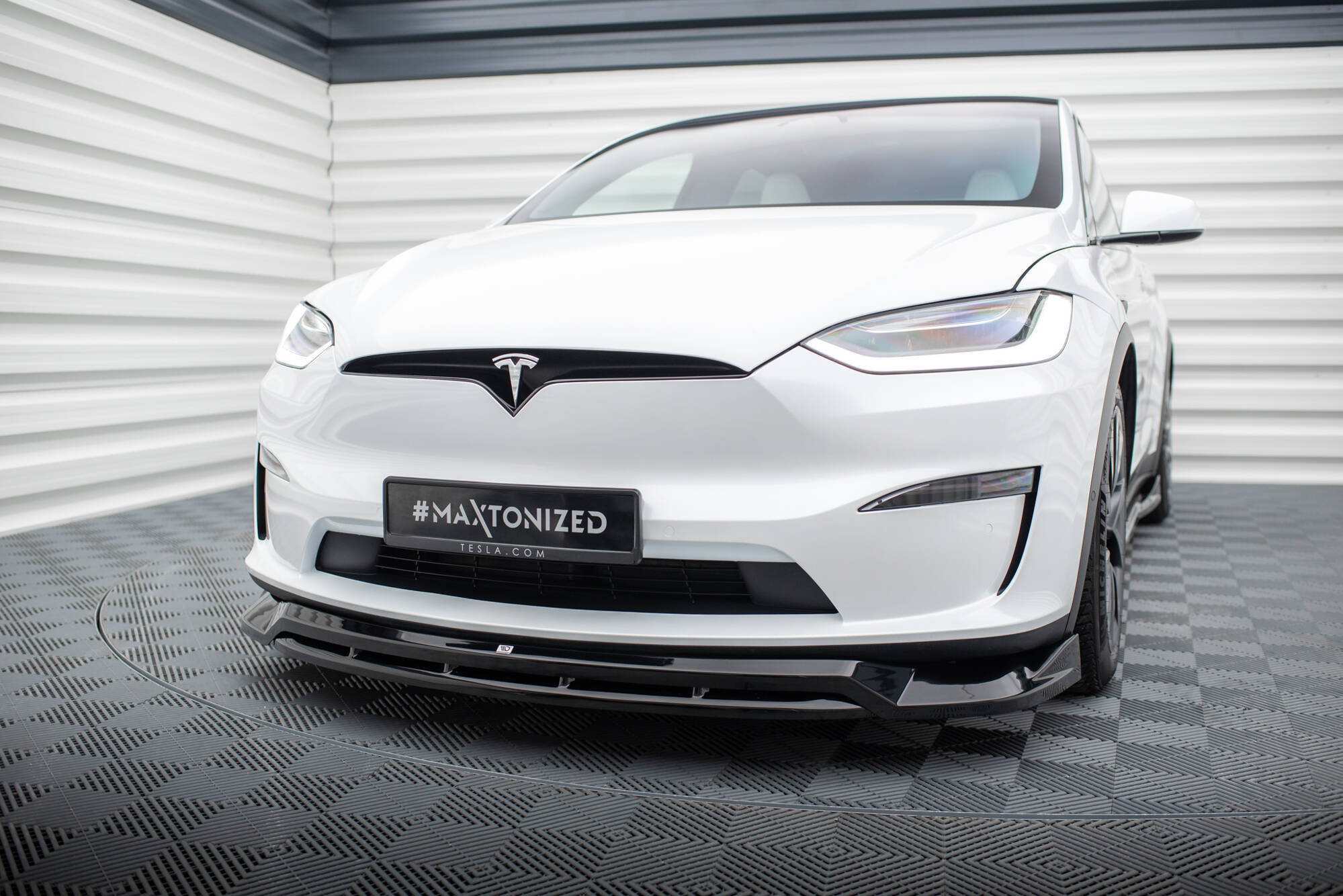 Frontleppe V.1 Tesla Model X Mk1 Facelift
