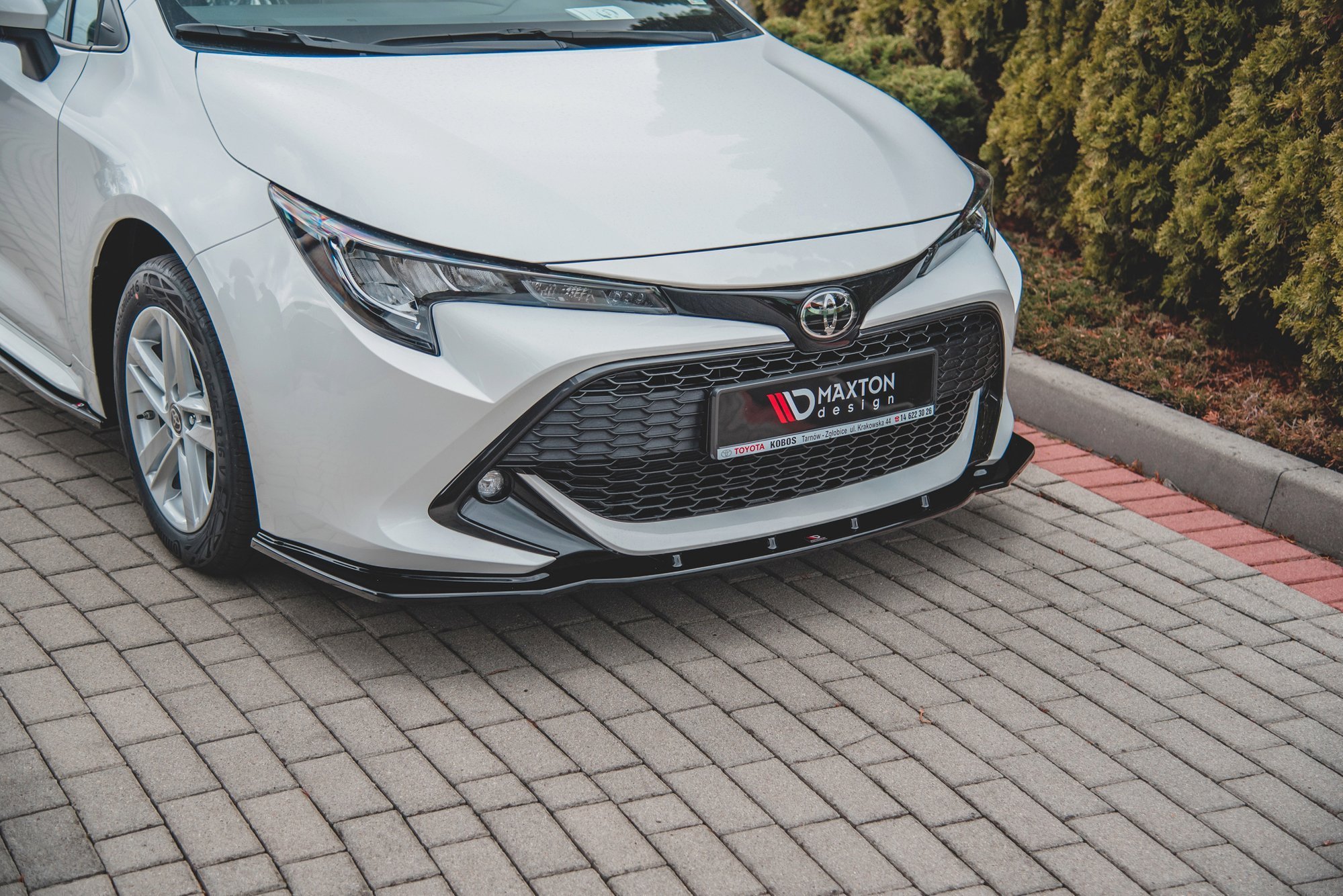 Frontleppe V.1 Toyota Corolla XII Touring Sports/ Hatchback