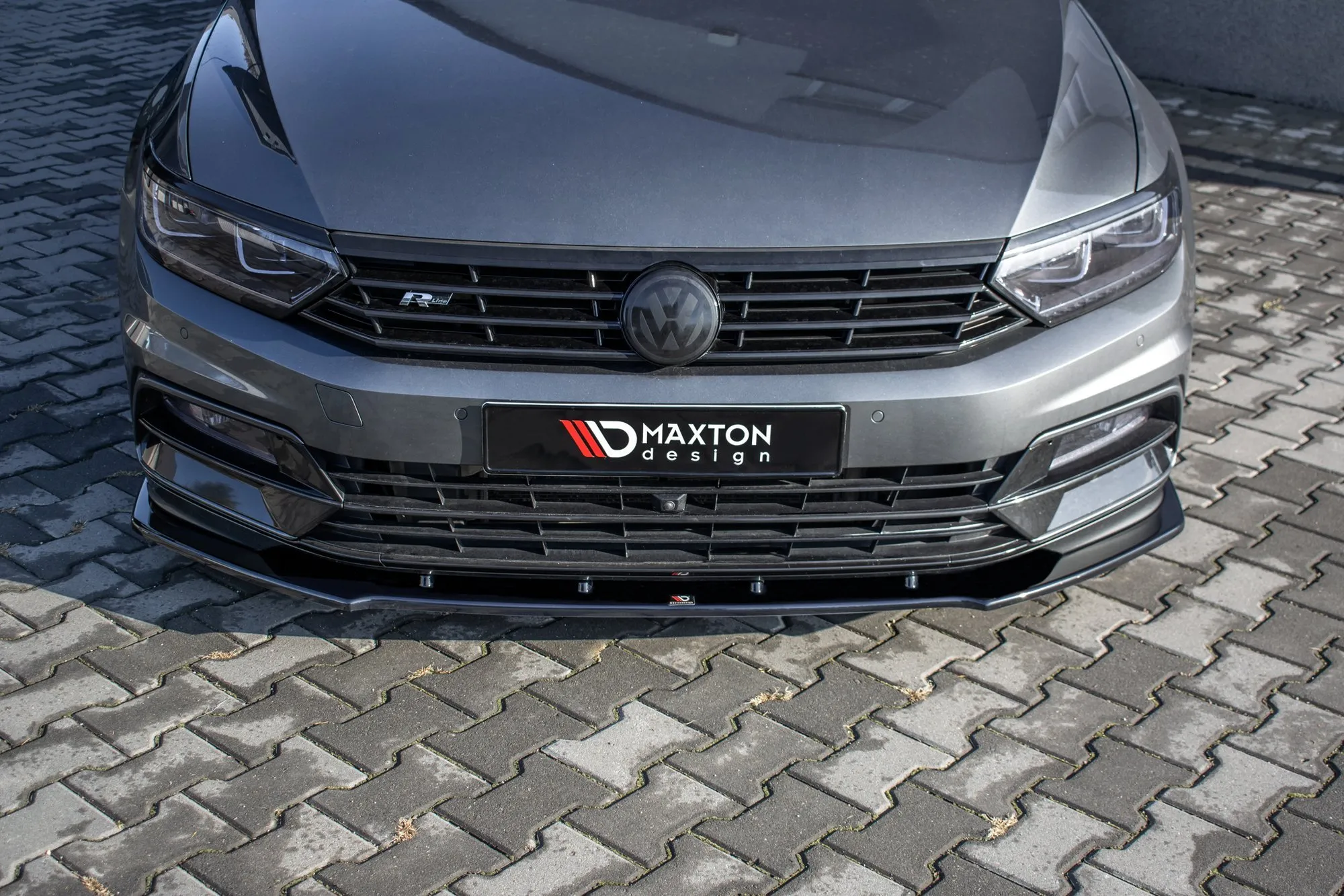Frontleppe V.1 Volkswagen Passat R-Line B8