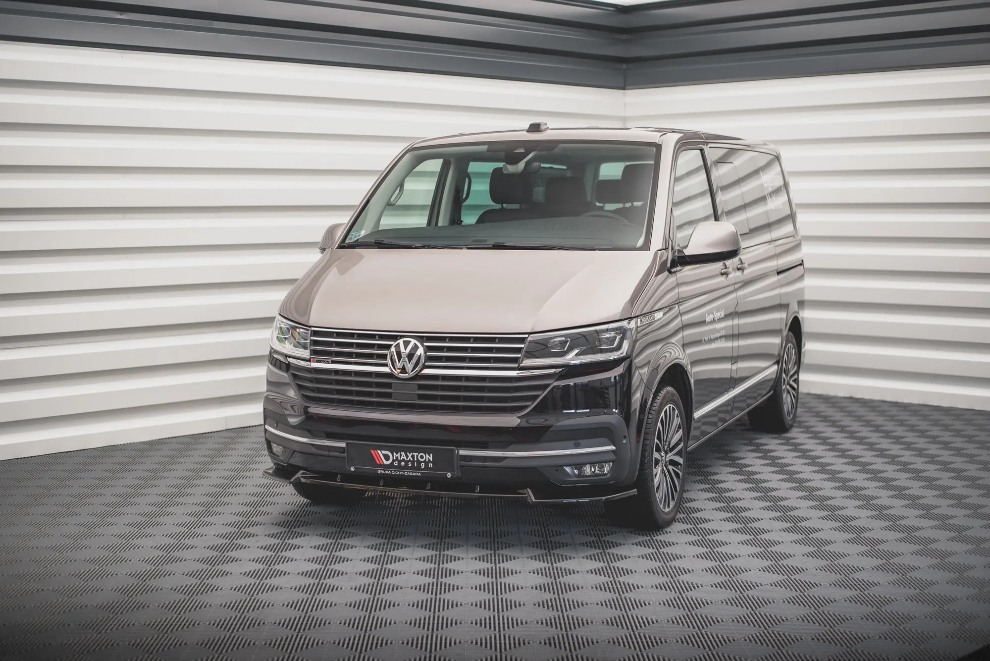 Frontleppe V.1 Volkswagen T6 Facelift