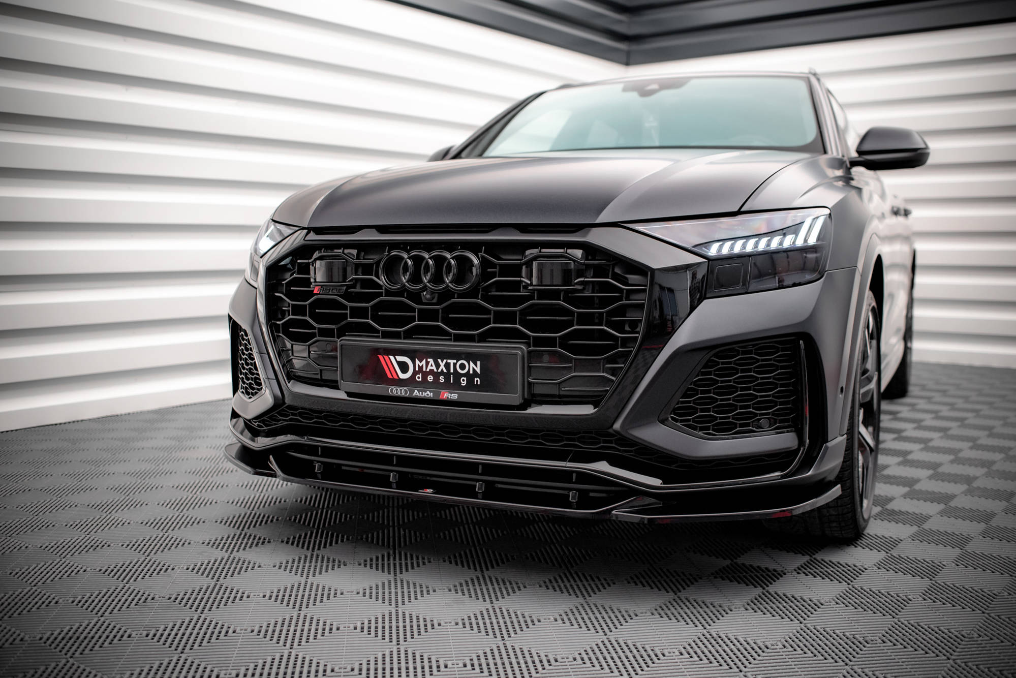 Frontleppe V.2 Audi RSQ8 Mk1