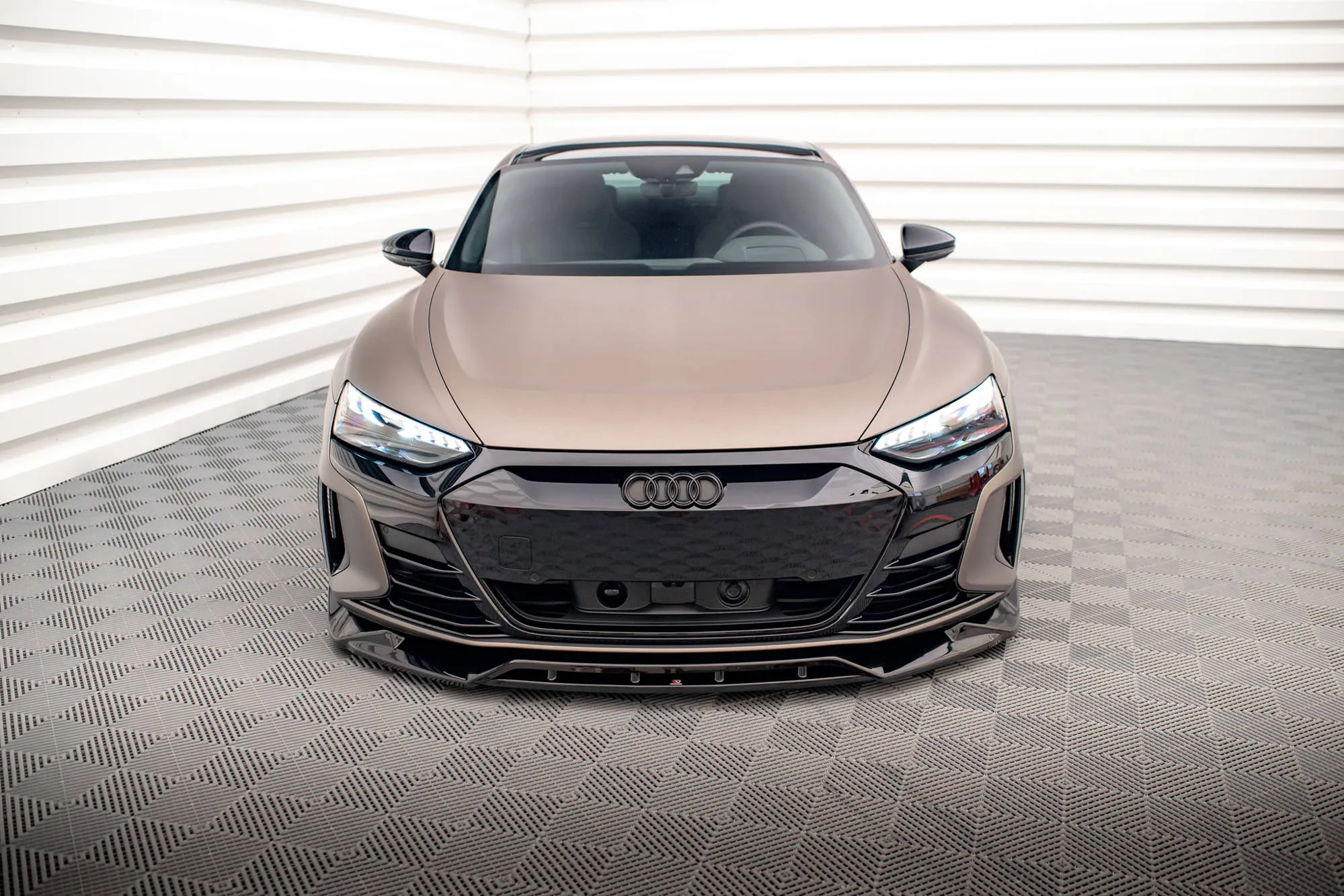 Frontleppe V.2 Audi e-Tron GT / RS GT Mk1 - Bilde 2