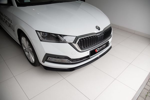 Frontleppe V.2 Skoda Octavia Mk4