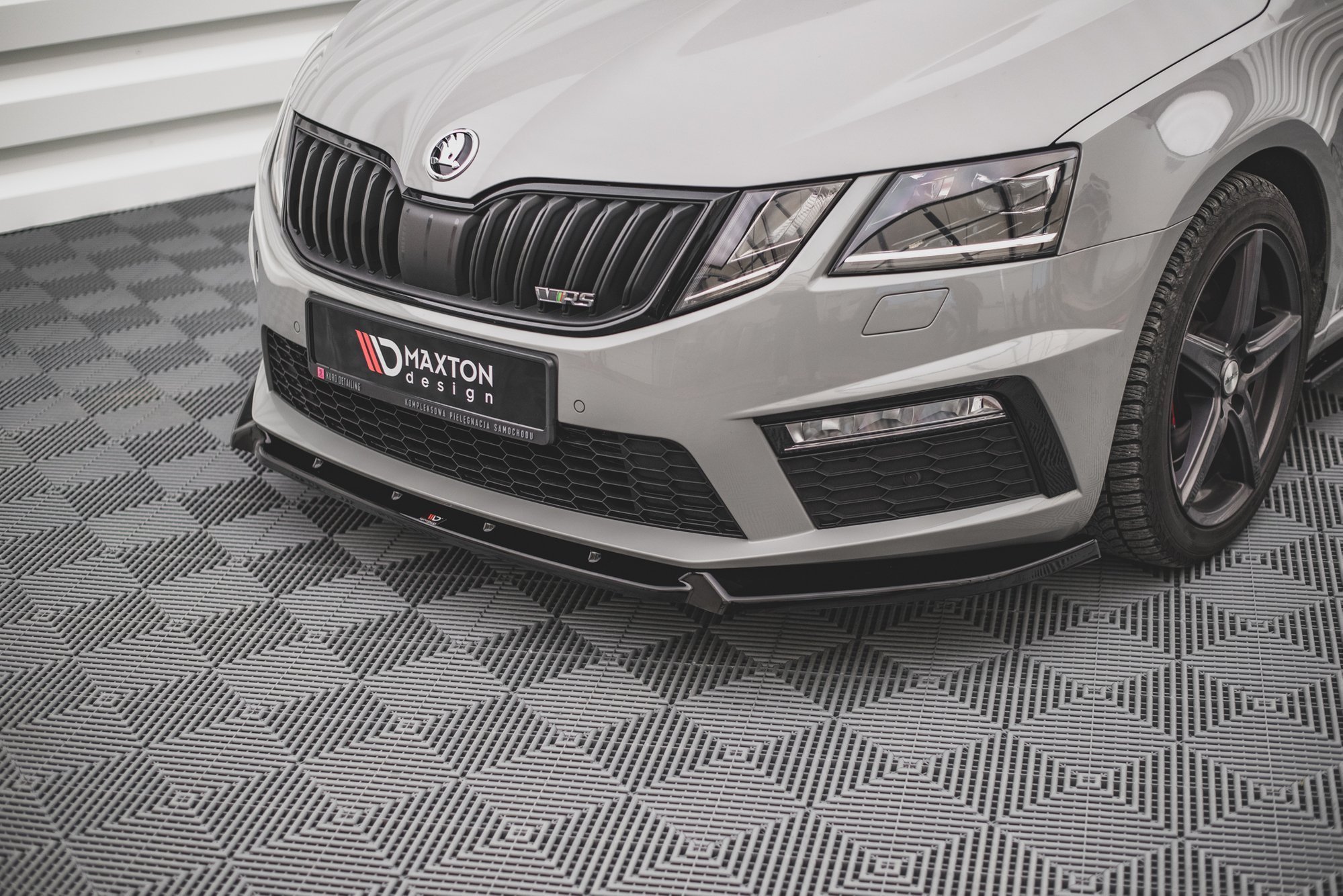 Frontleppe V.2 Skoda Octavia RS Mk3 Facelift