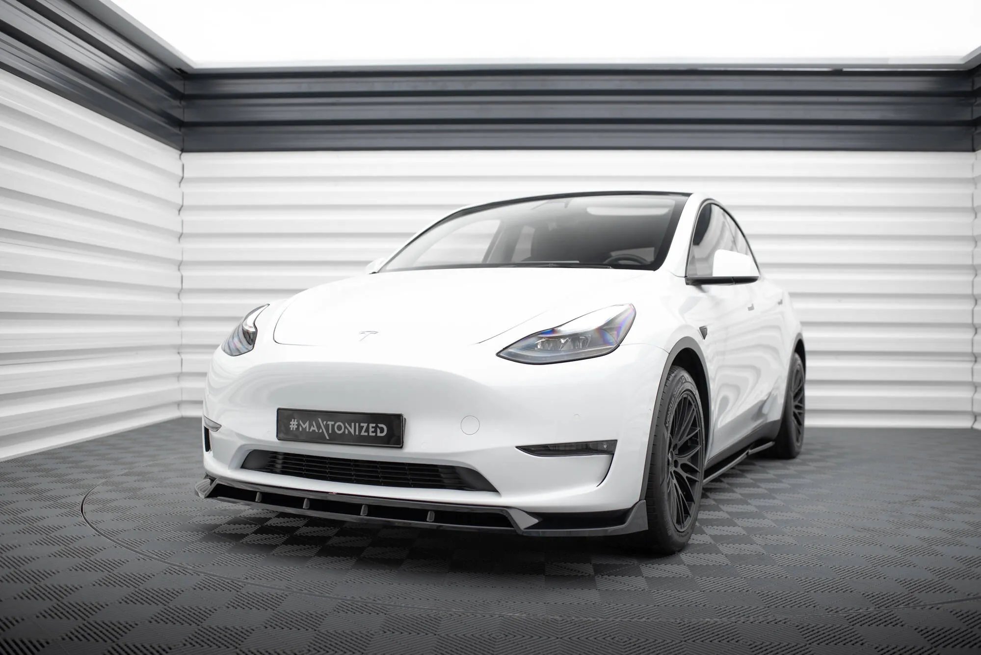 Frontleppe V.2 Tesla Model Y