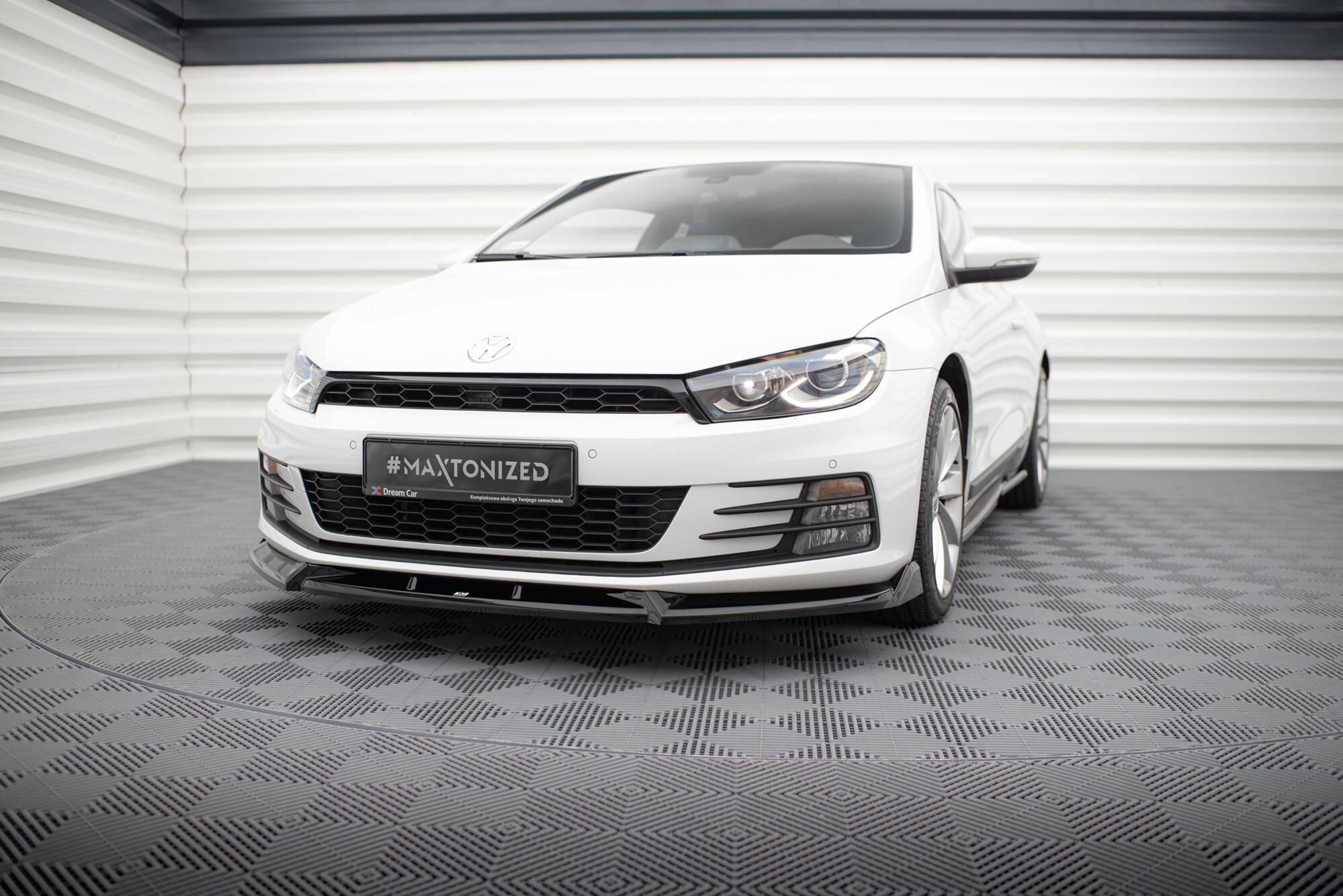 Frontleppe V.2 Volkswagen Scirocco Mk3 Facelift