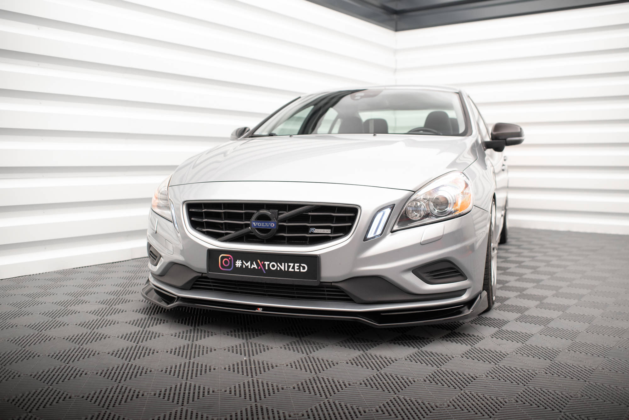 Frontleppe V.2 Volvo S60 R-Design Mk2