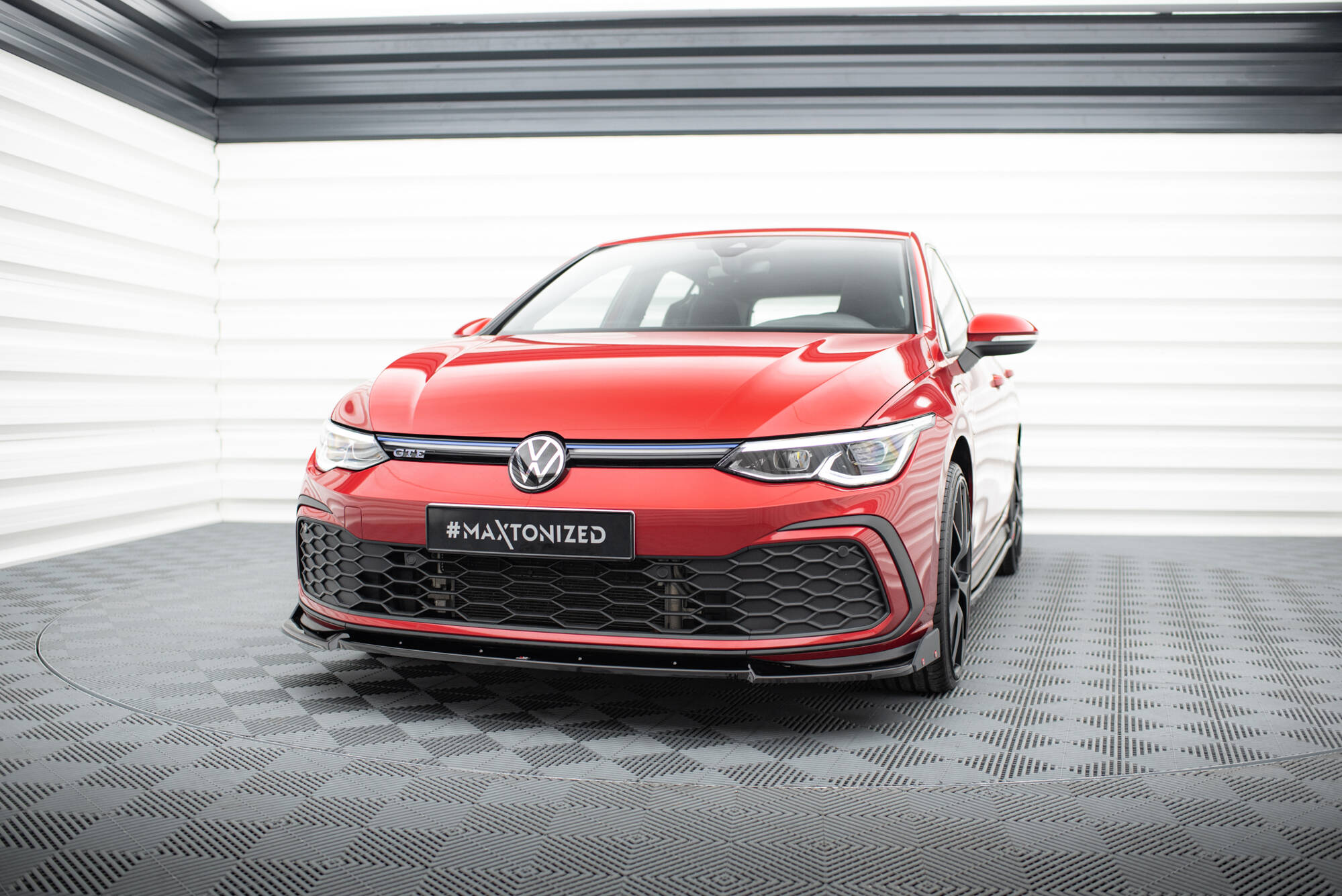Frontleppe V.3 Med Flaps Volkswagen Golf GTI / GTE / GTD / R-Line Mk8