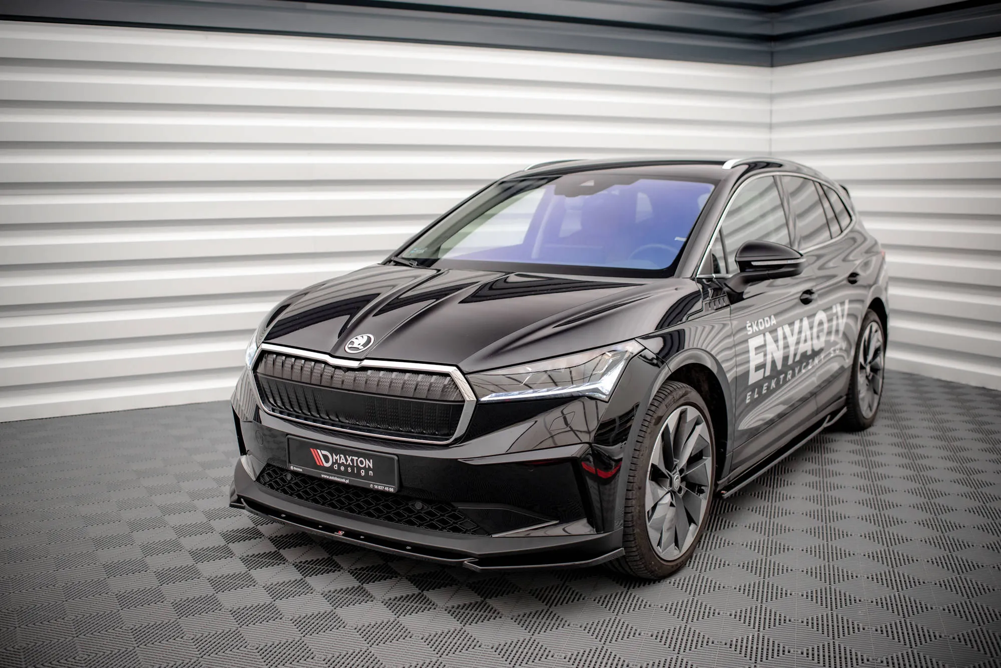 Frontleppe V.3 Skoda Enyaq IV