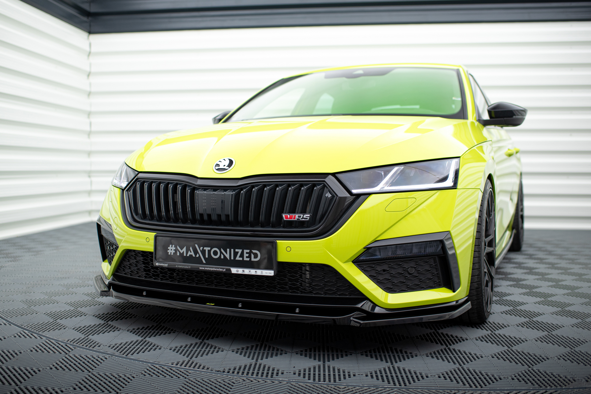 Frontleppe V.3 Skoda Octavia RS Mk4