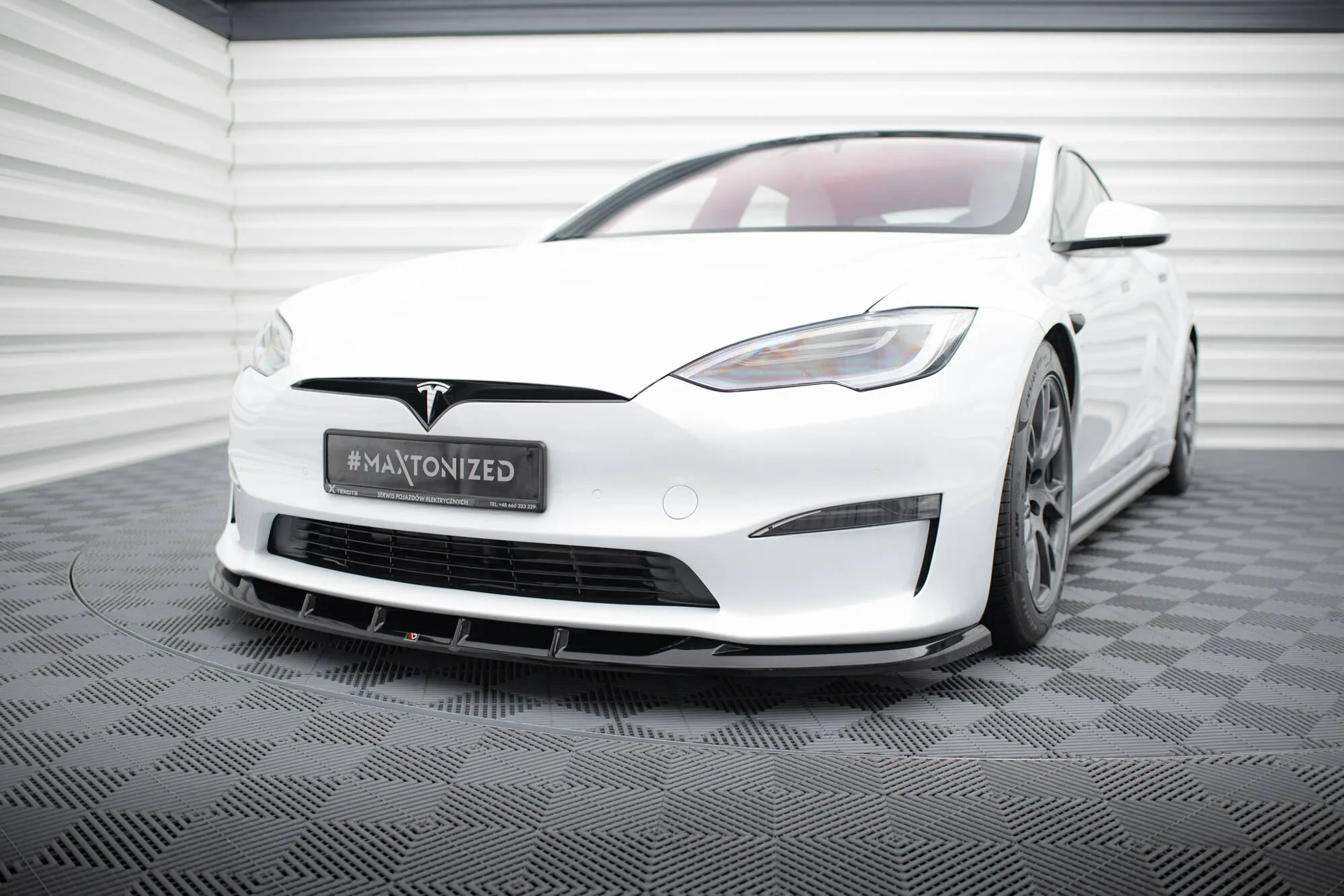 Frontleppe V.3 Tesla Model S Plaid Mk1 Facelift