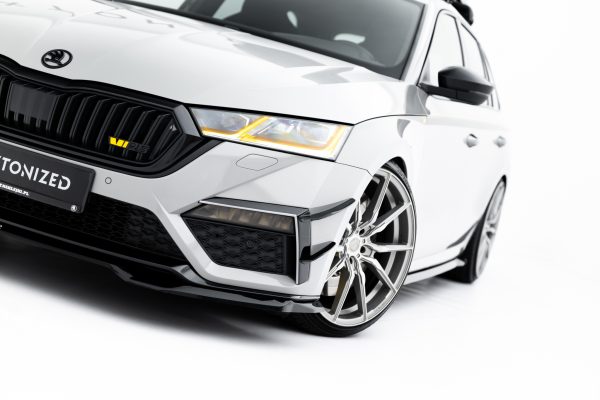 Frontleppe V.4 Skoda Octavia RS Mk4