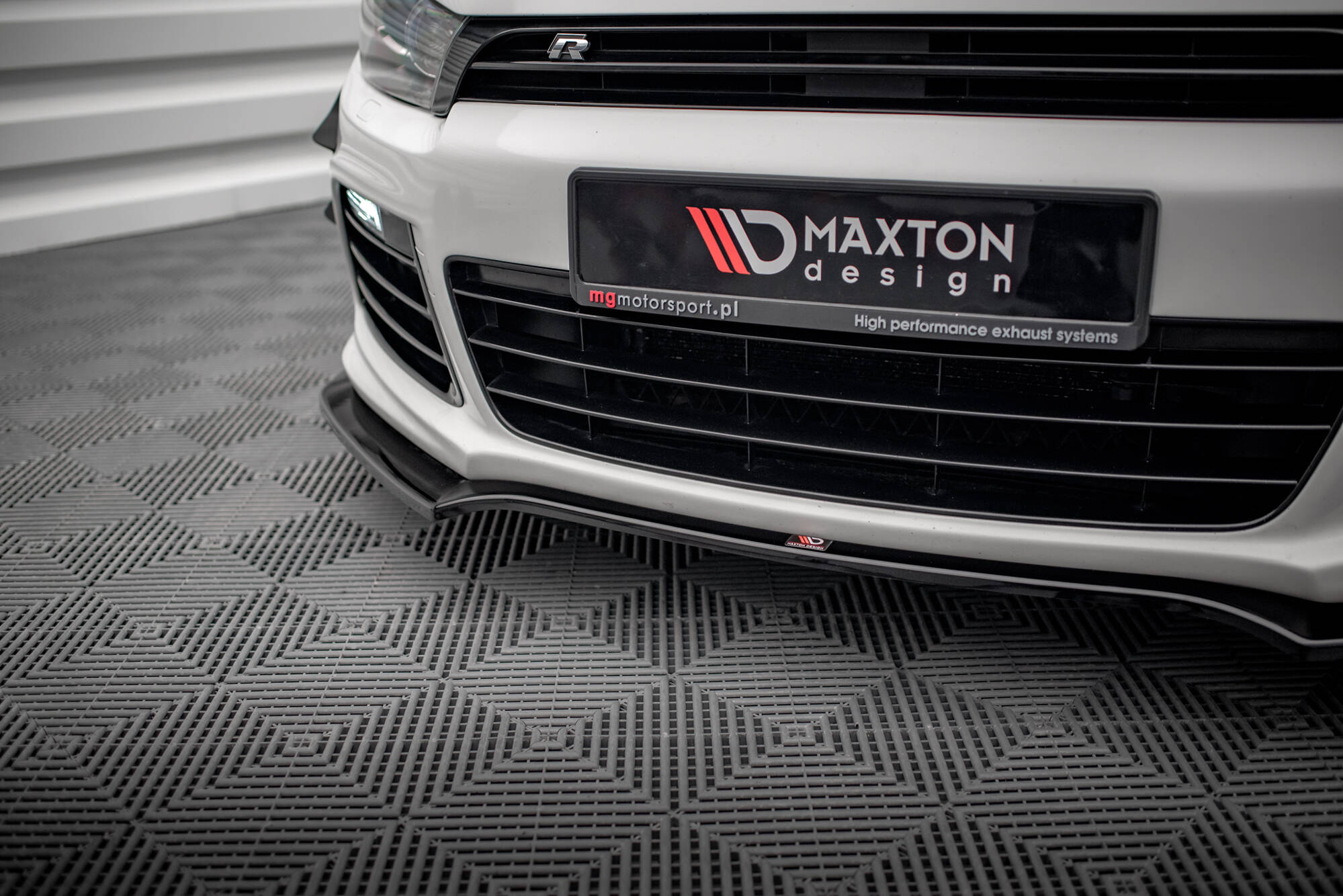 Frontleppe V.4 Volkswagen Scirocco R Mk3