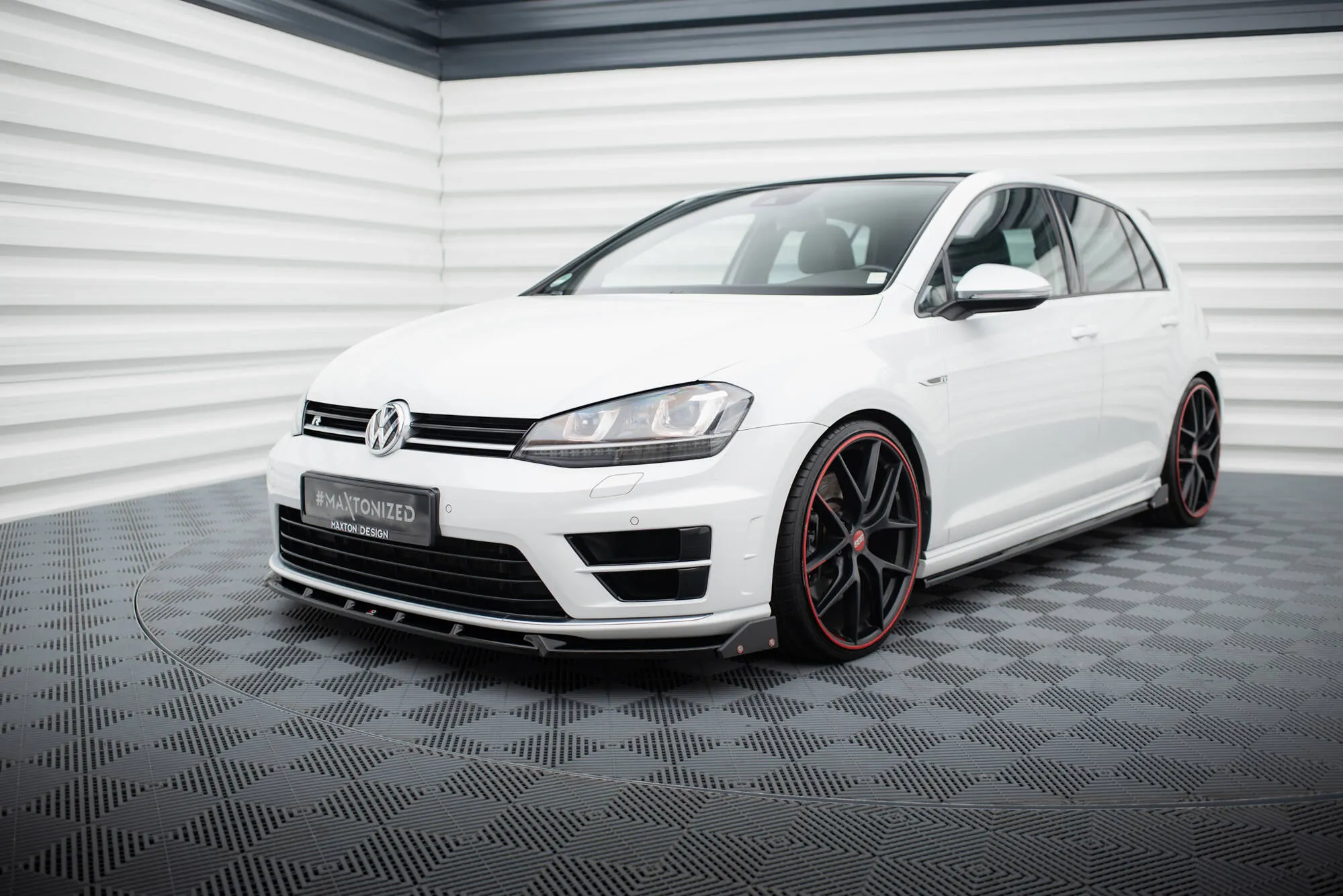 Frontleppe V.5 Med Flaps Volkswagen Golf R / R-Line Mk7