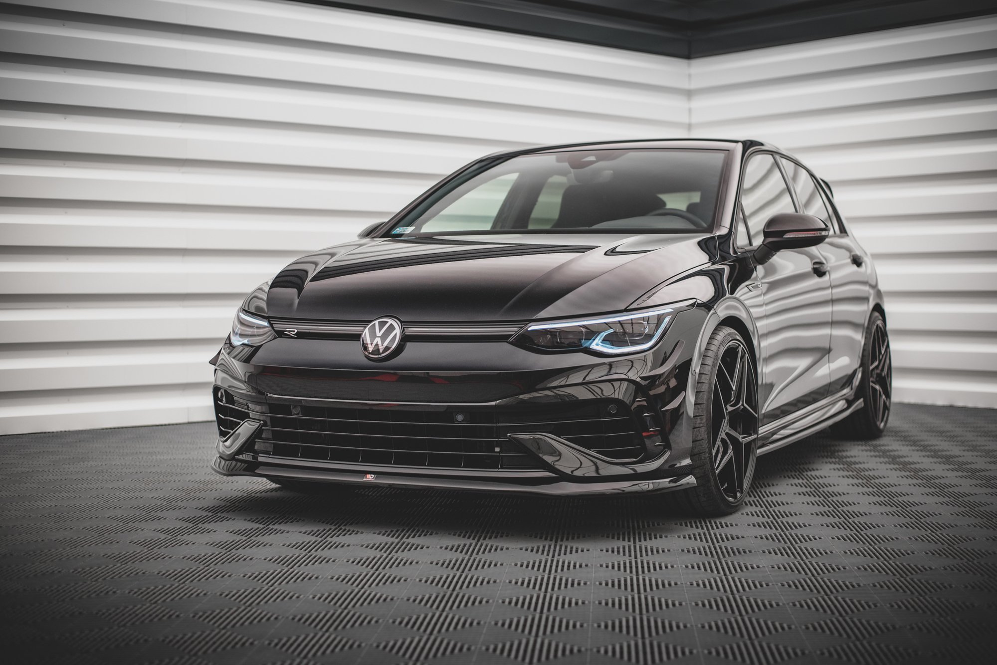 Frontleppe V.5 Volkswagen Golf R Mk8