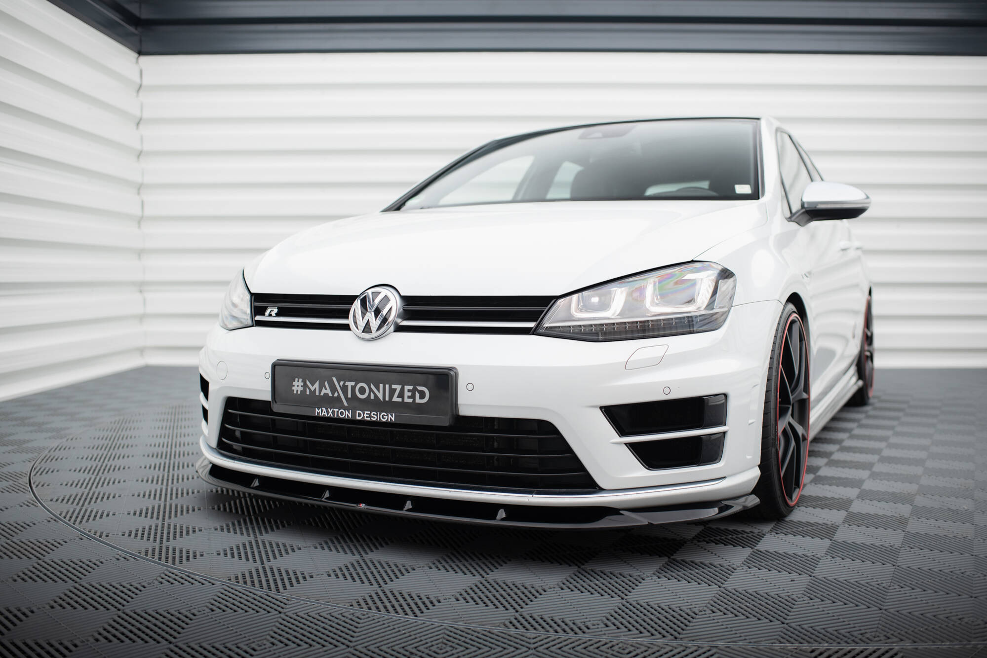 Frontleppe V.6 Volkswagen Golf R / R-Line Mk7