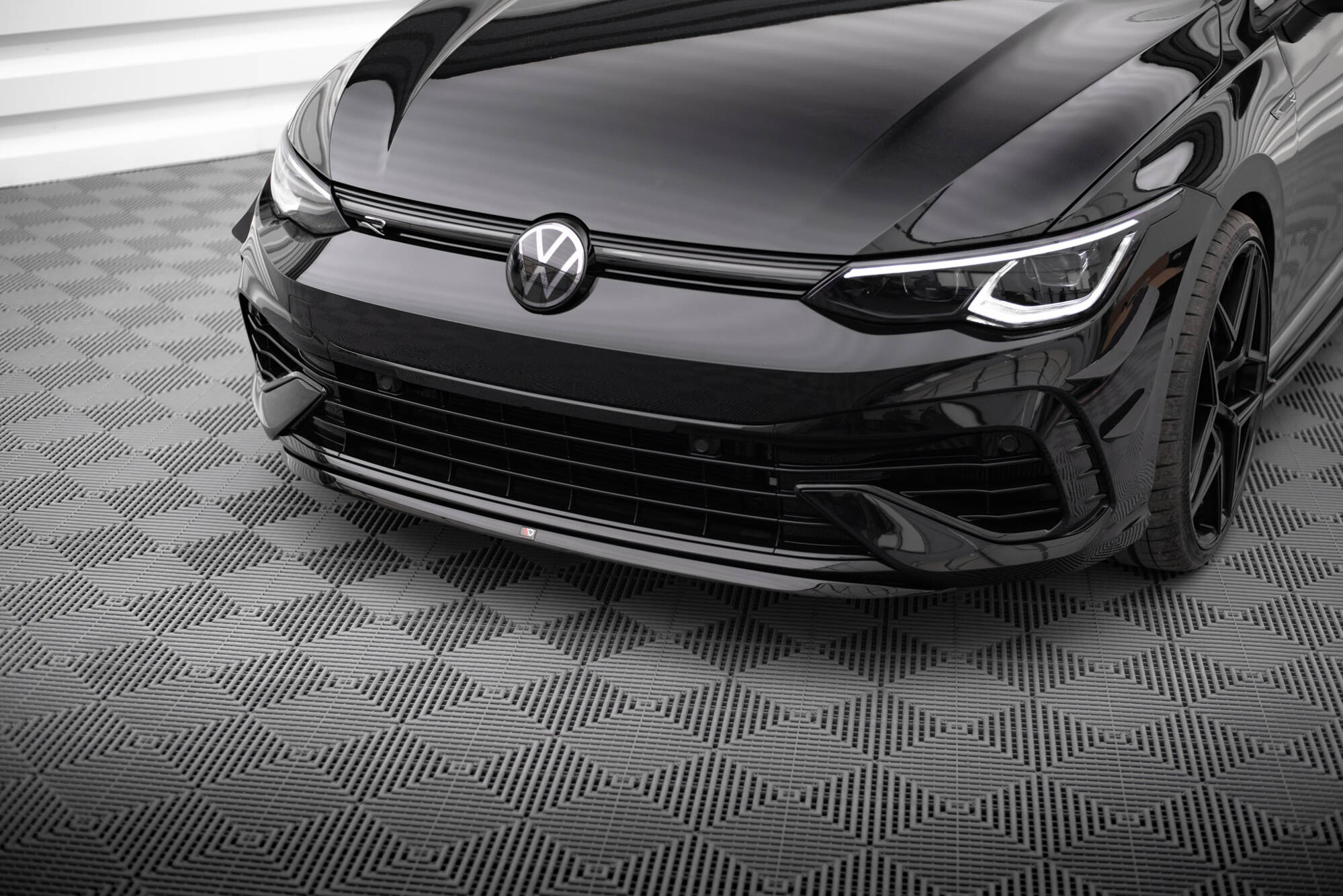 Frontleppe V.7 Volkswagen Golf R Mk8