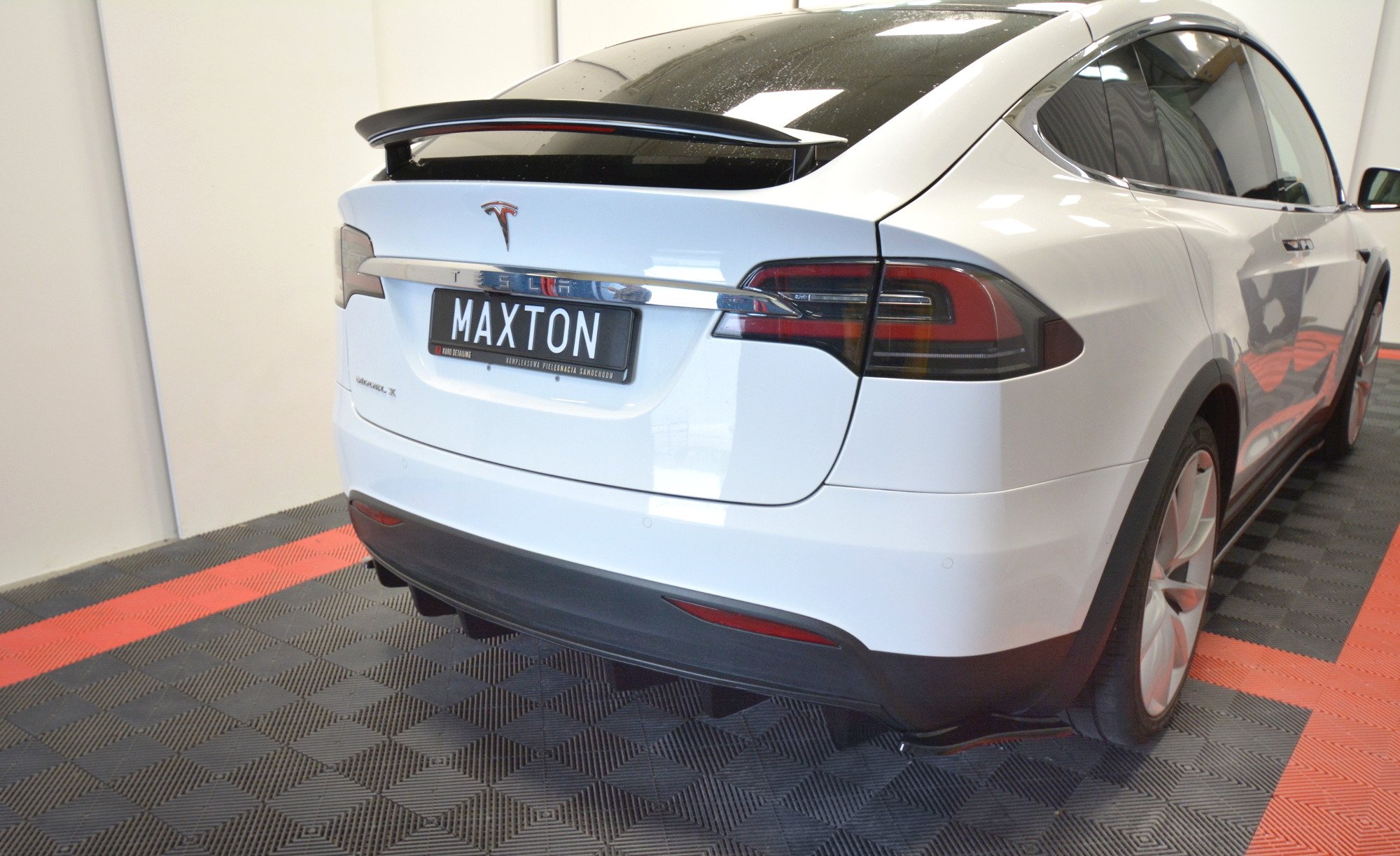 Diffuser Tesla Model X