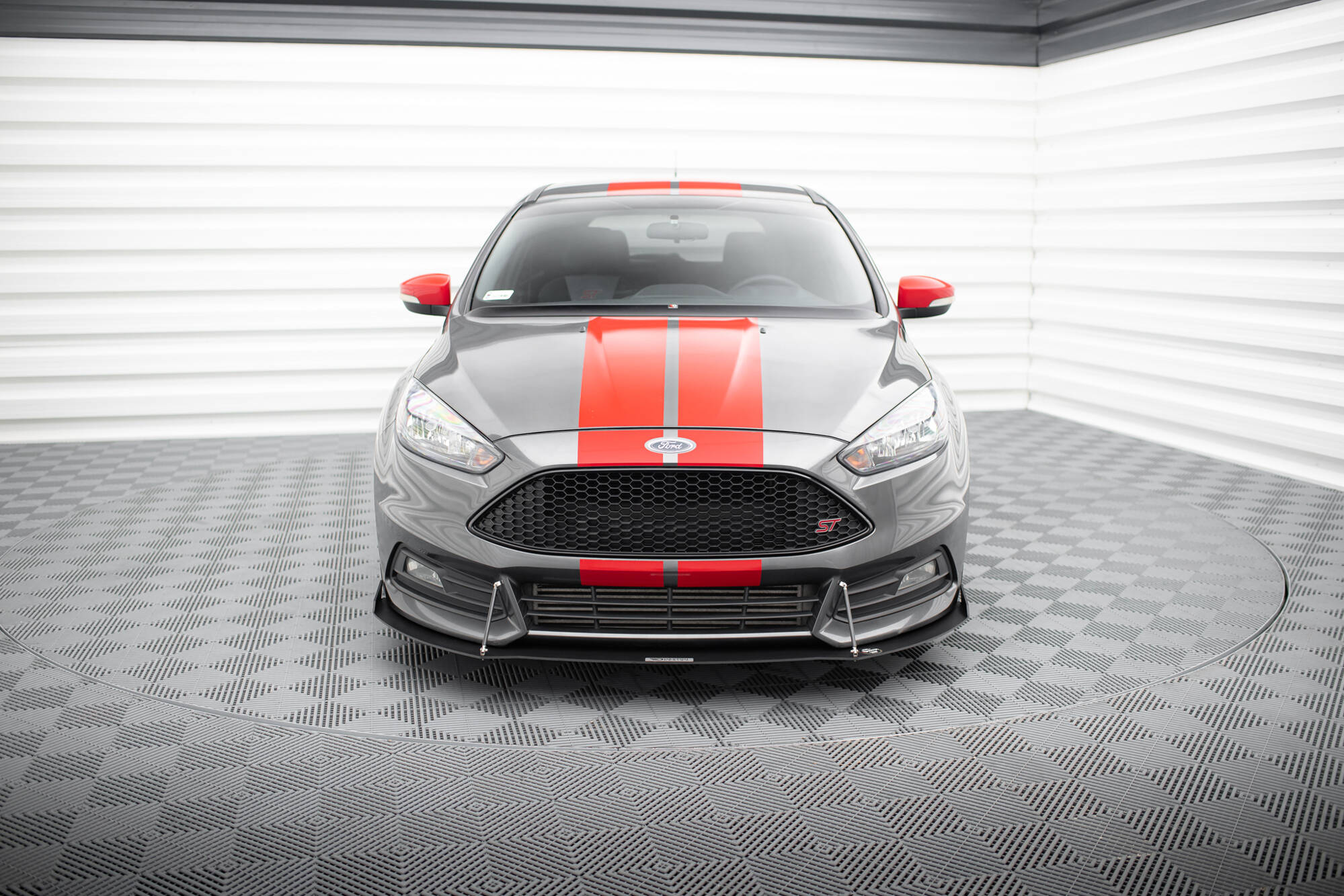 Frontleppe Racing V.2 Ford Focus ST Mk3 FL