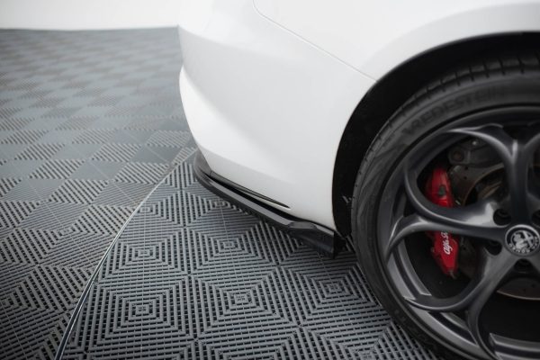 Bakre Flaps Alfa Romeo Giulia Quadrifoglio