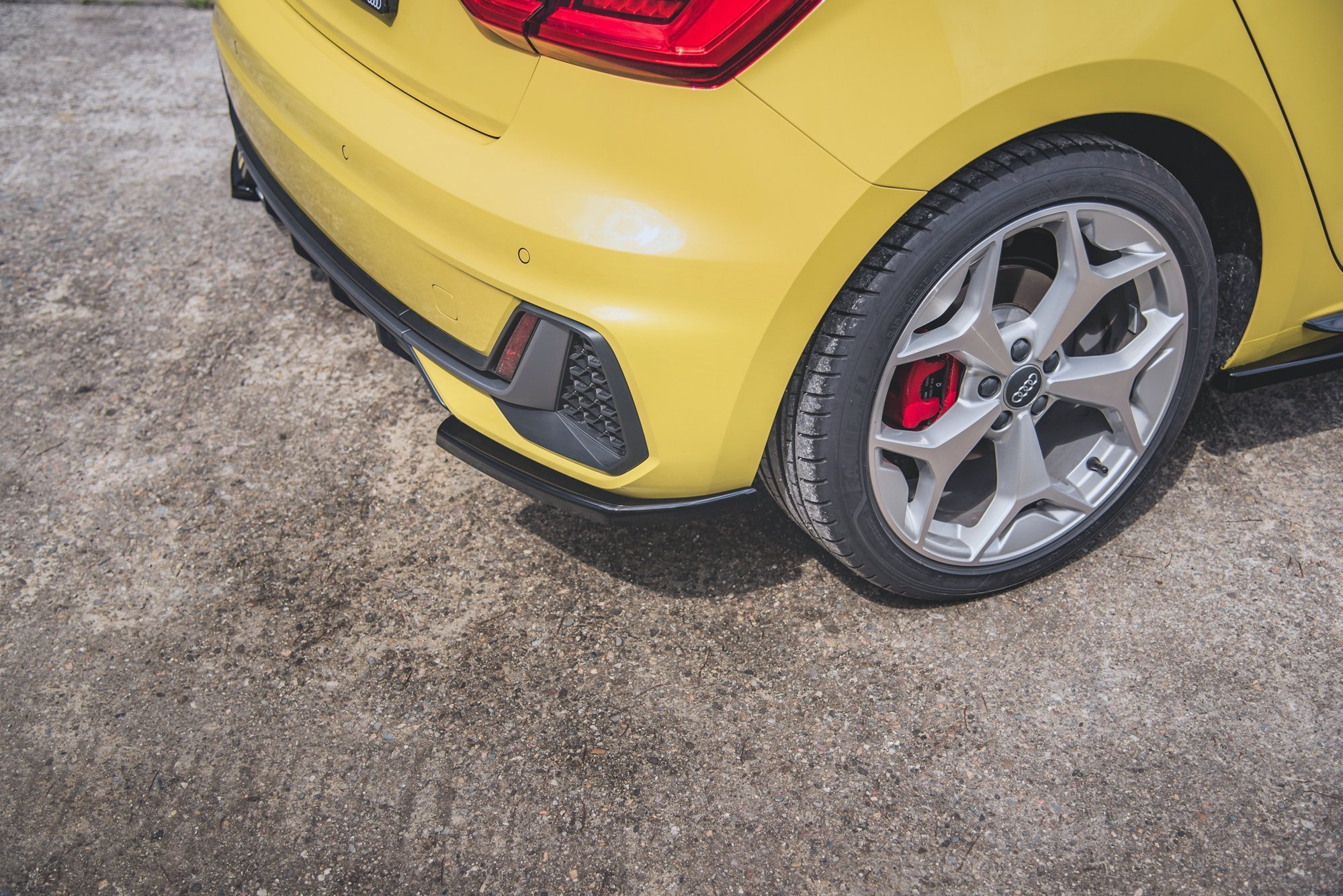 Bakre Flaps Audi A1 S-Line GB